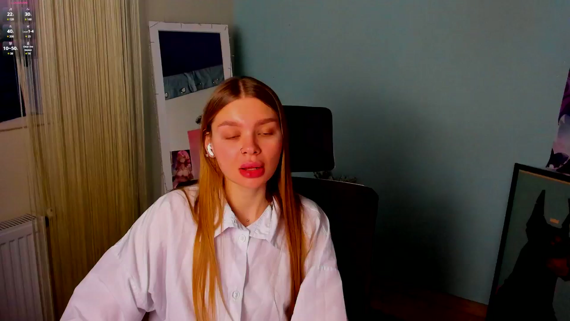 Gallery image thumbnail from Valery_Lovee's myfreecams stream on, 01/22/2025, 09:09 image 18 of 20