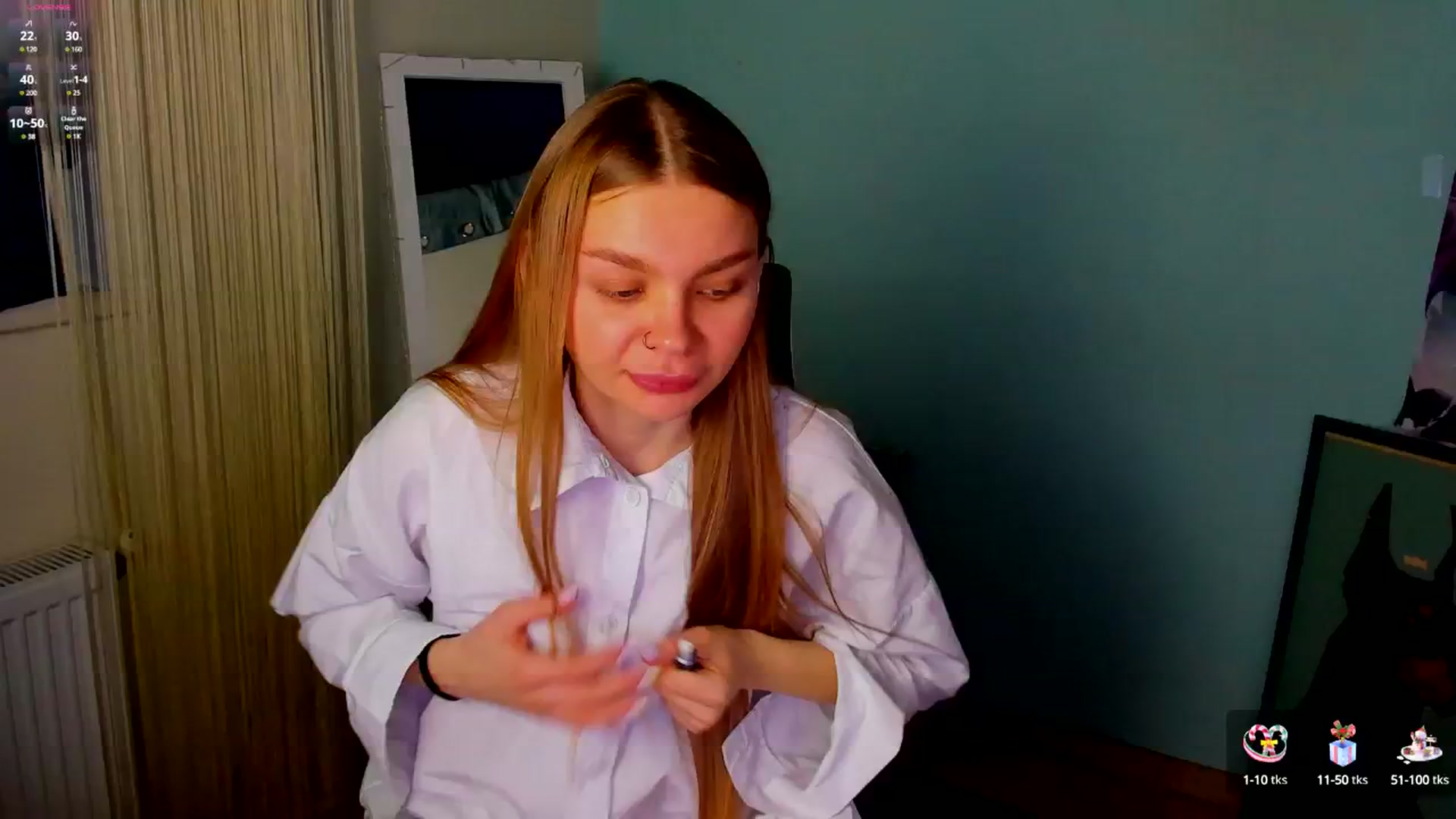 Gallery image thumbnail from Valery_Lovee's myfreecams stream on, 01/22/2025, 09:09 image 9 of 20