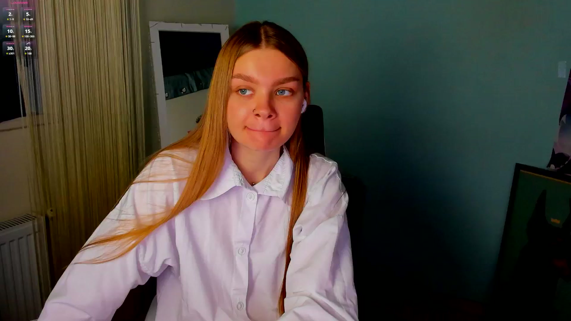 Gallery image thumbnail from Valery_Lovee's myfreecams stream on, 01/22/2025, 09:09 image 15 of 20