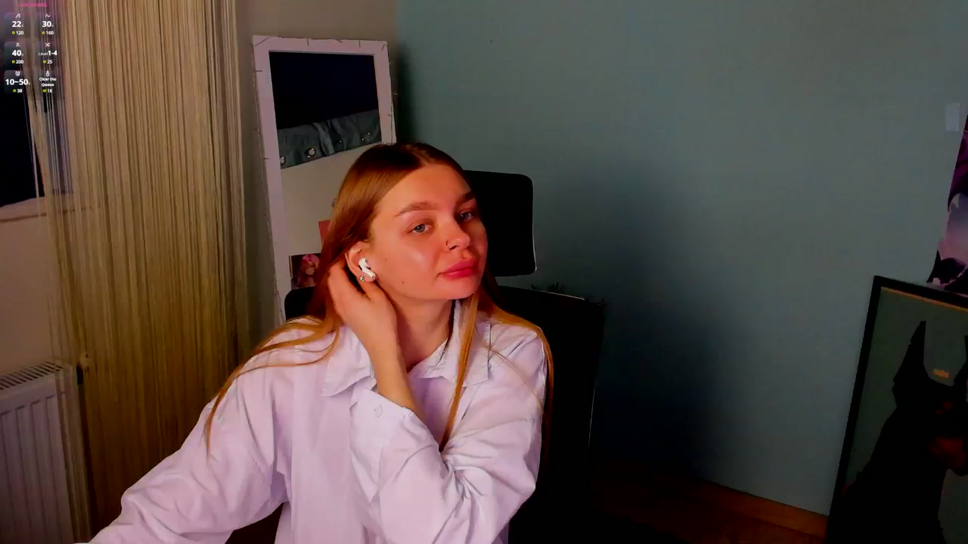 Gallery image thumbnail from Valery_Lovee's myfreecams stream on, 01/22/2025, 09:09 image 8 of 20