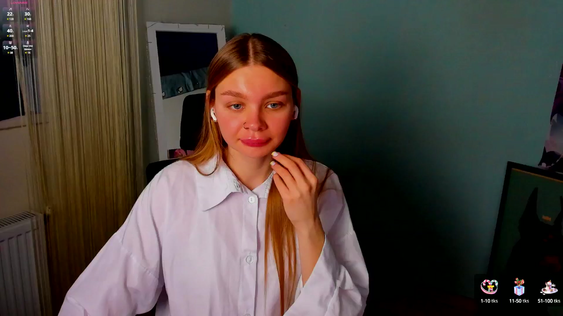 Gallery image thumbnail from Valery_Lovee's myfreecams stream on, 01/22/2025, 11:11 image 12 of 20