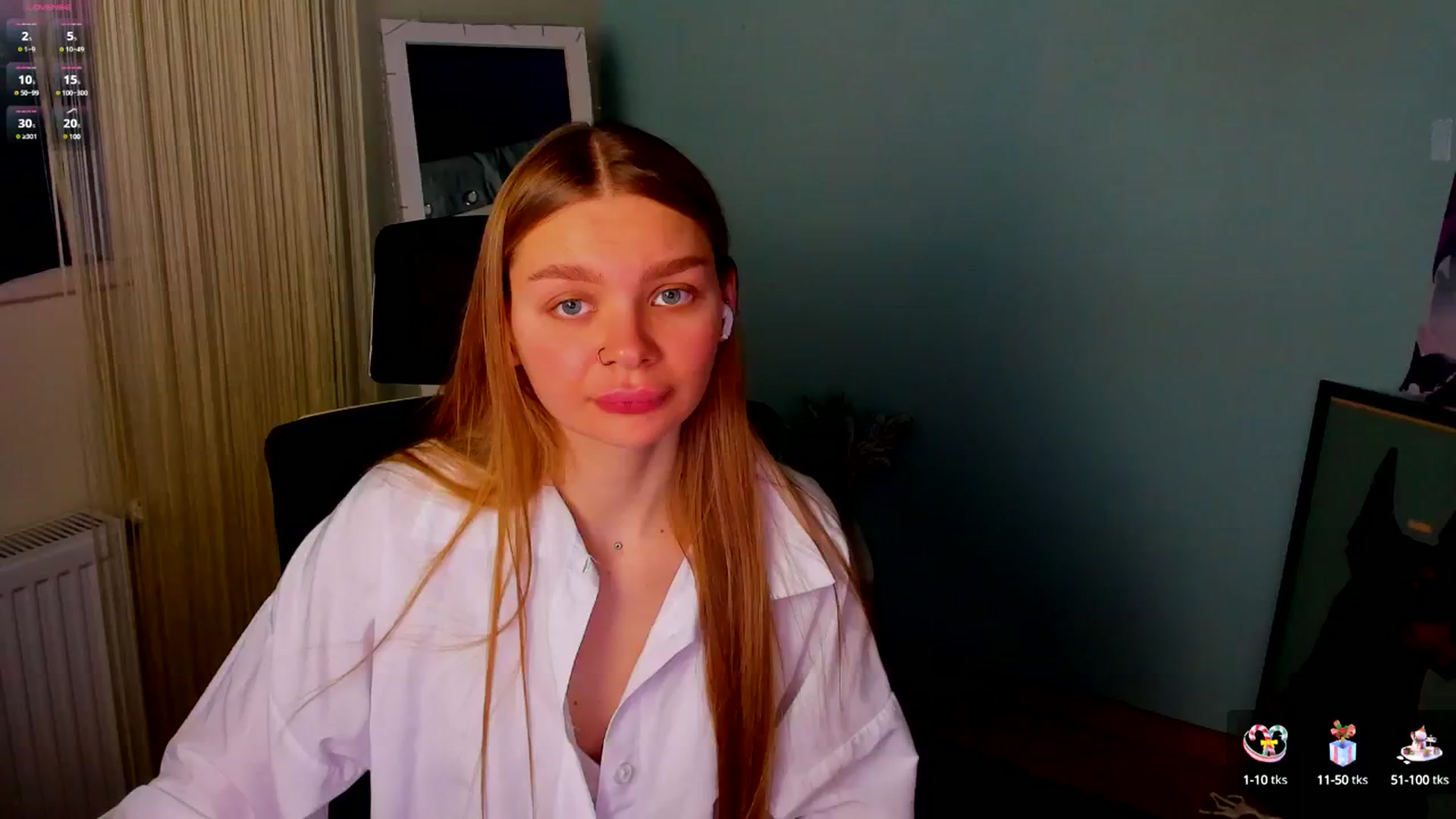 Gallery image thumbnail from Valery_Lovee's myfreecams stream on, 01/22/2025, 11:44 image 15 of 20