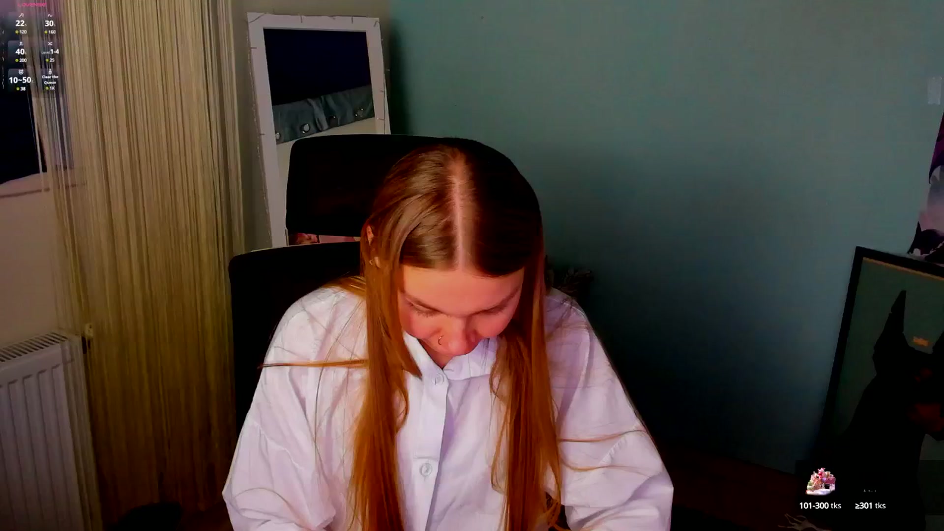 Gallery image thumbnail from Valery_Lovee's myfreecams stream on, 01/22/2025, 11:44 image 1 of 20