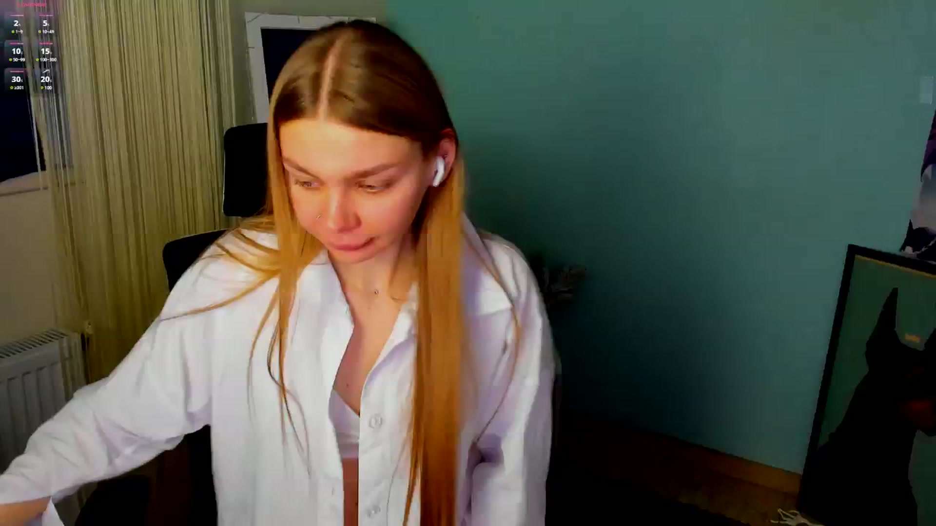 Gallery image thumbnail from Valery_Lovee's myfreecams stream on, 01/22/2025, 11:44 image 19 of 20