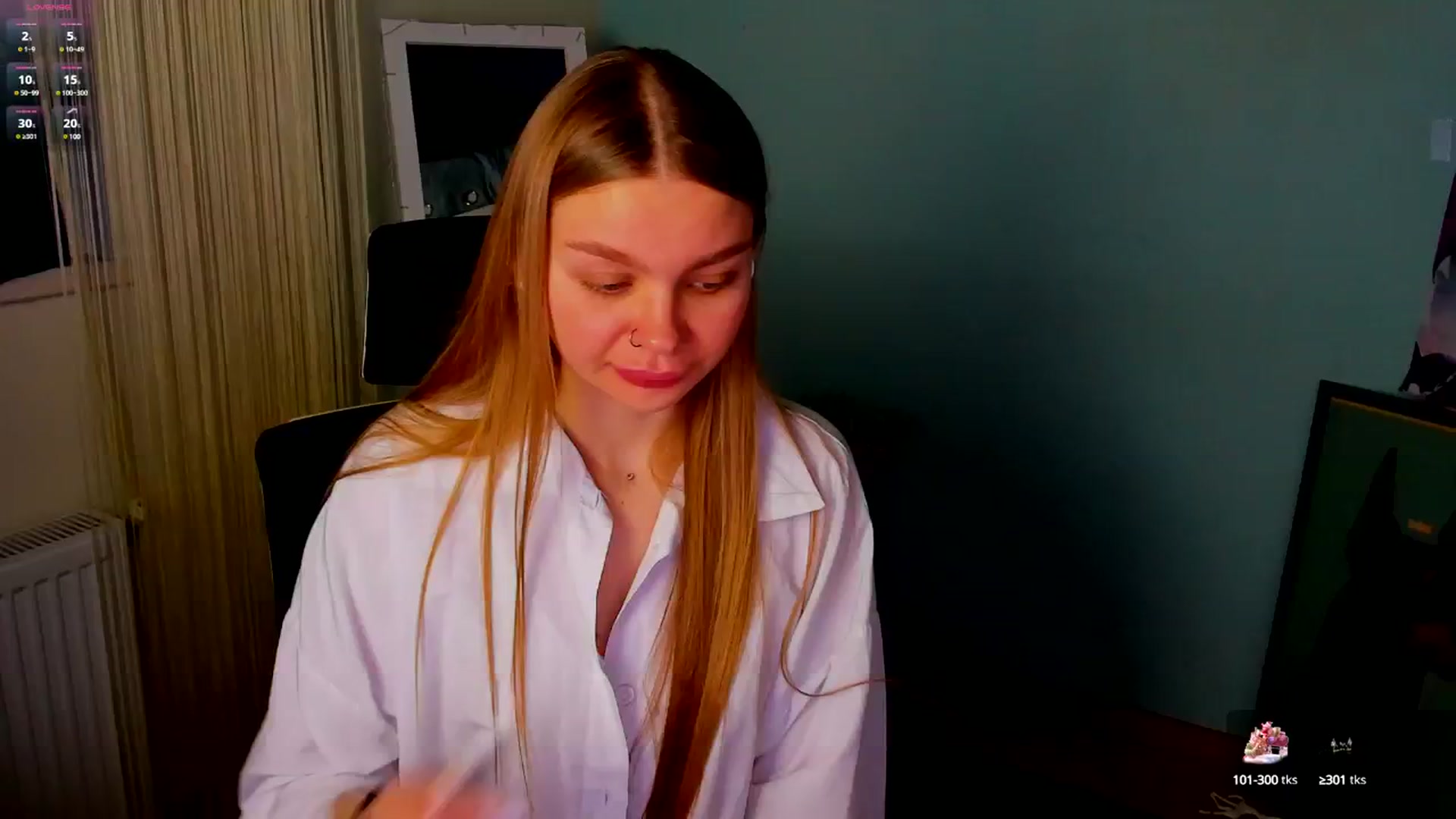 Gallery image thumbnail from Valery_Lovee's myfreecams stream on, 01/22/2025, 11:44 image 17 of 20