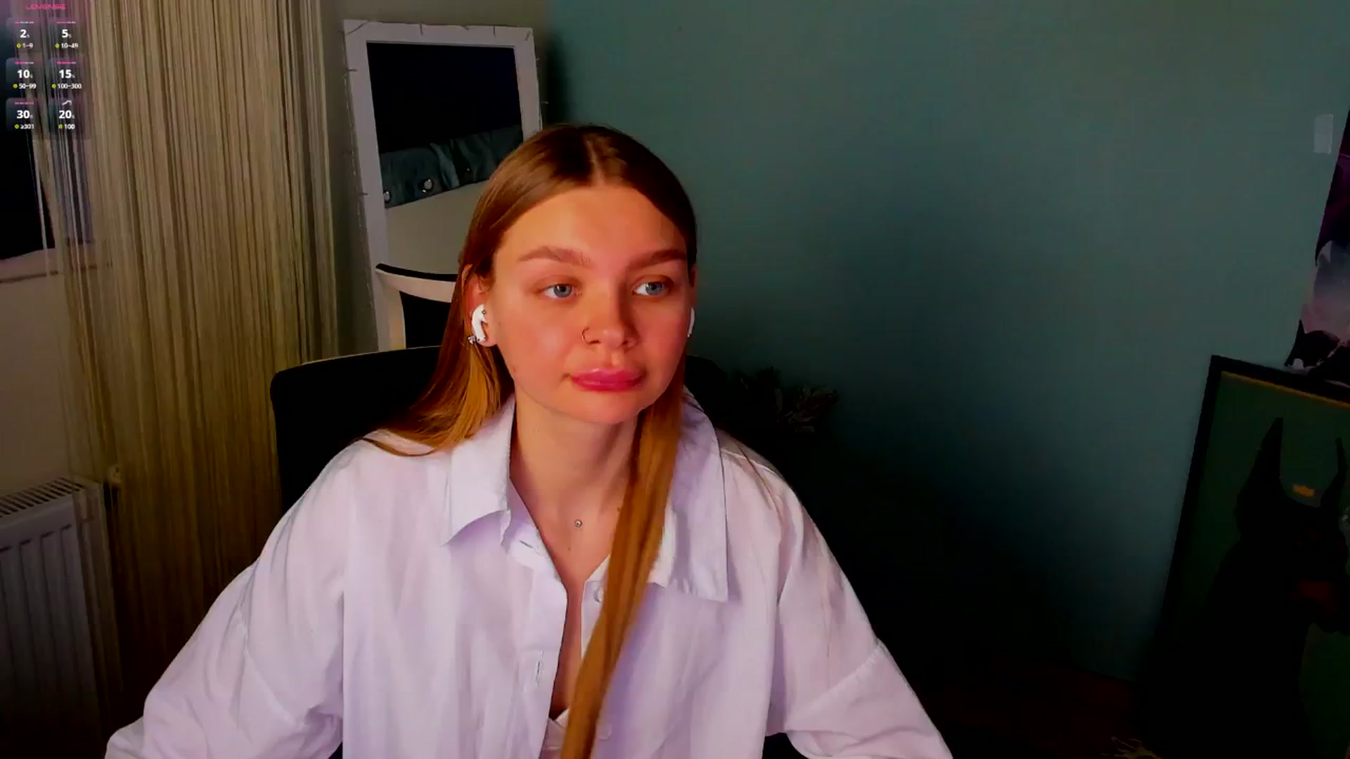 Gallery image thumbnail from Valery_Lovee's myfreecams stream on, 01/22/2025, 12:39 image 19 of 20