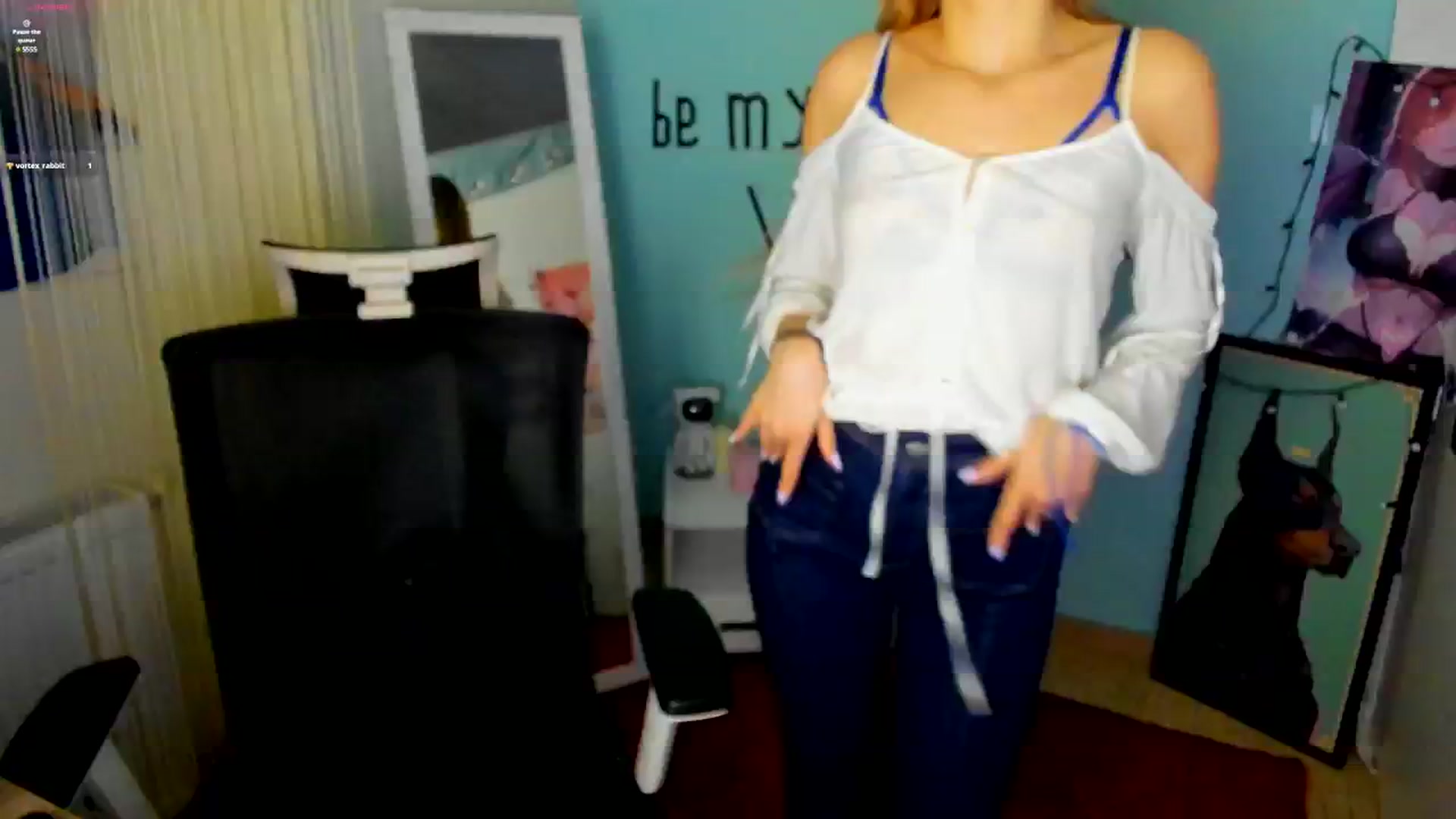 Gallery image thumbnail from Valery_Lovee's myfreecams stream on, 02/09/2025, 08:29 image 13 of 20