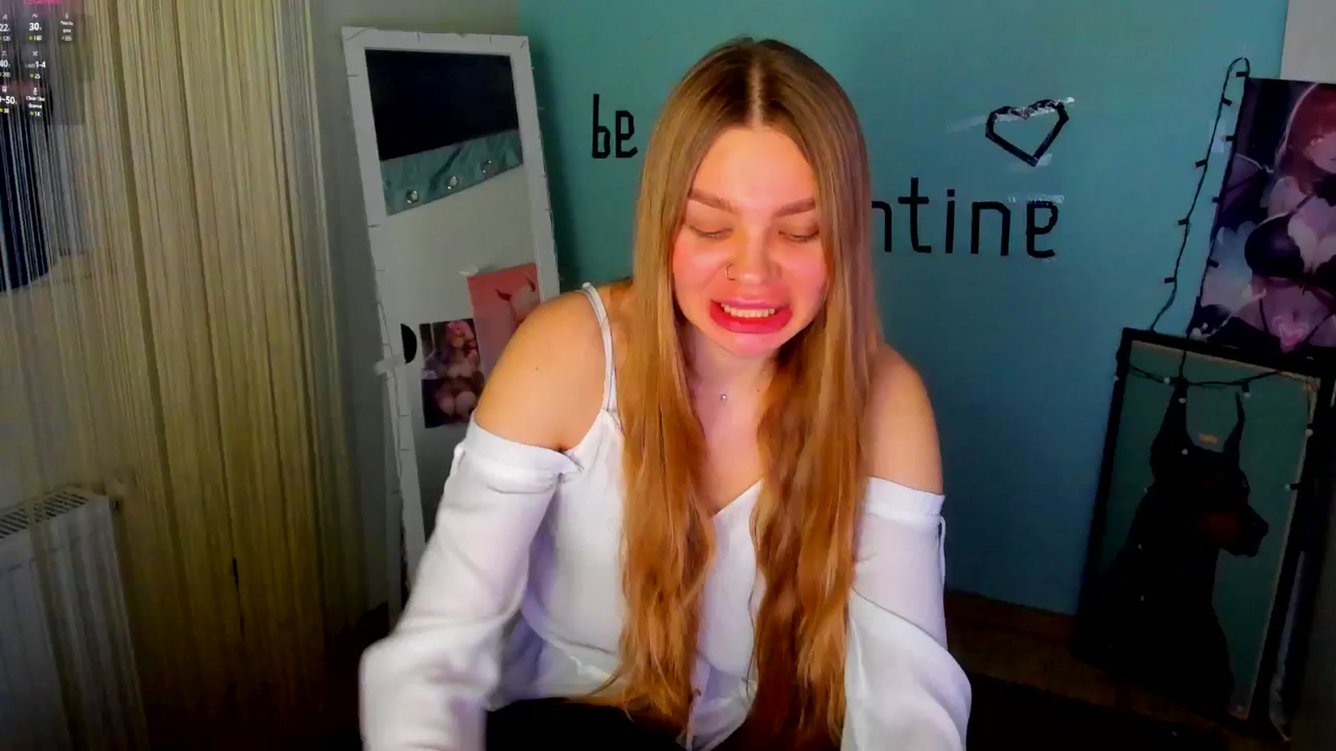 Gallery image thumbnail from Valery_Lovee's myfreecams stream on, 02/10/2025, 09:31 image 14 of 20