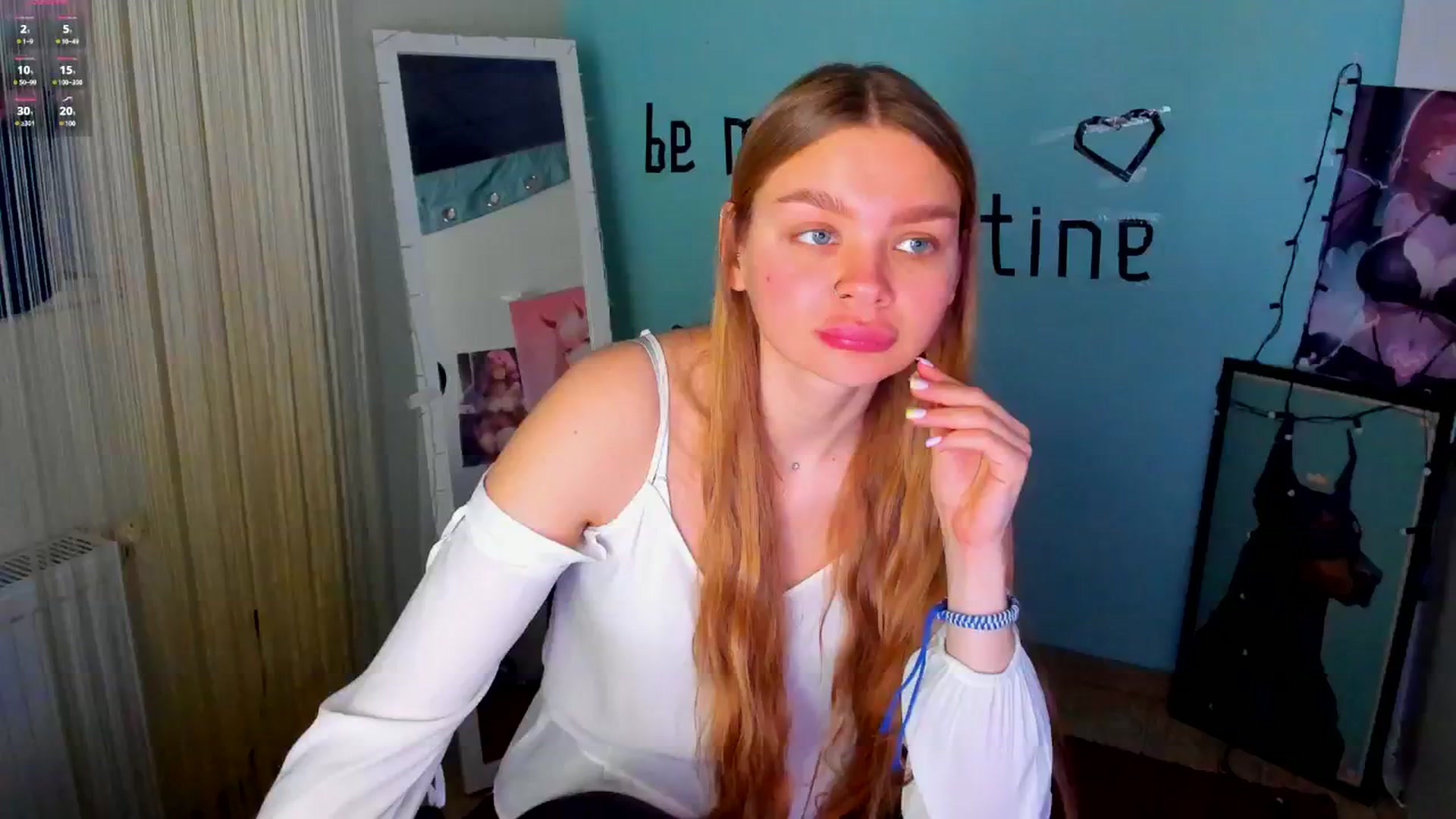 Gallery image thumbnail from Valery_Lovee's myfreecams stream on, 02/10/2025, 09:31 image 18 of 20