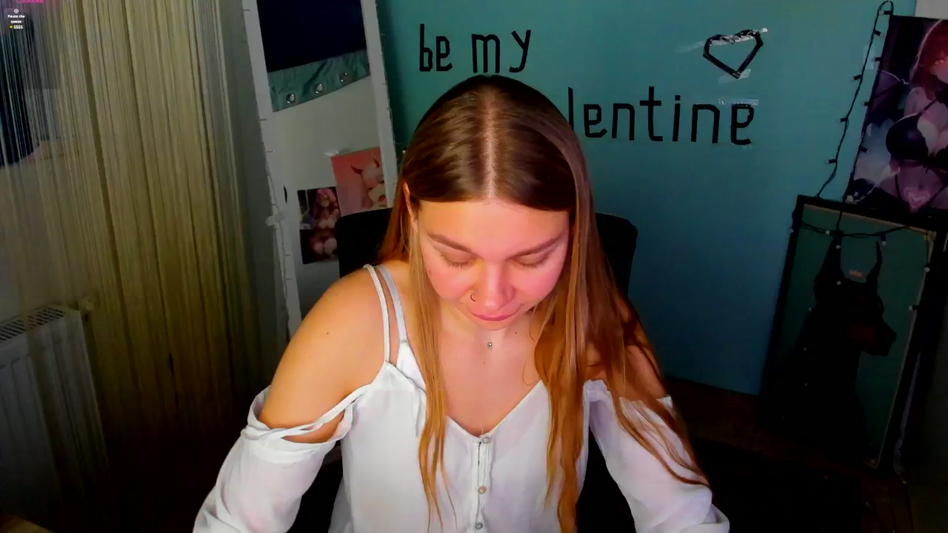Gallery image thumbnail from Valery_Lovee's myfreecams stream on, 02/10/2025, 11:55 image 9 of 20
