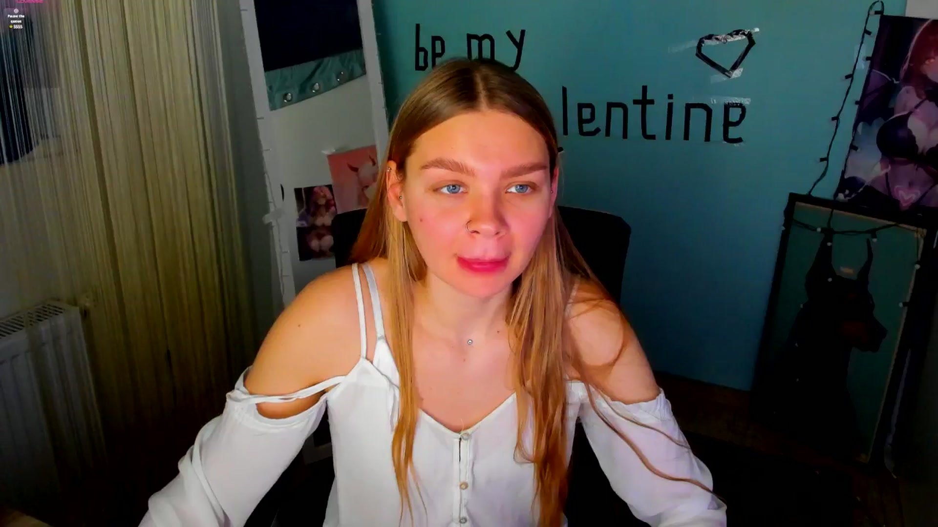 Gallery image thumbnail from Valery_Lovee's myfreecams stream on, 02/10/2025, 11:55 image 12 of 20