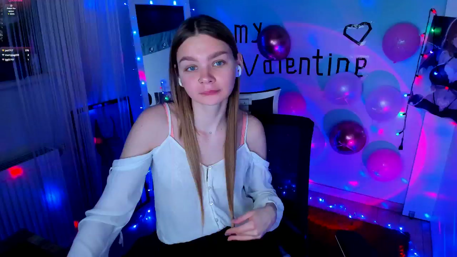 Gallery image thumbnail from Valery_Lovee's myfreecams stream on, 02/15/2025, 12:04 image 17 of 20