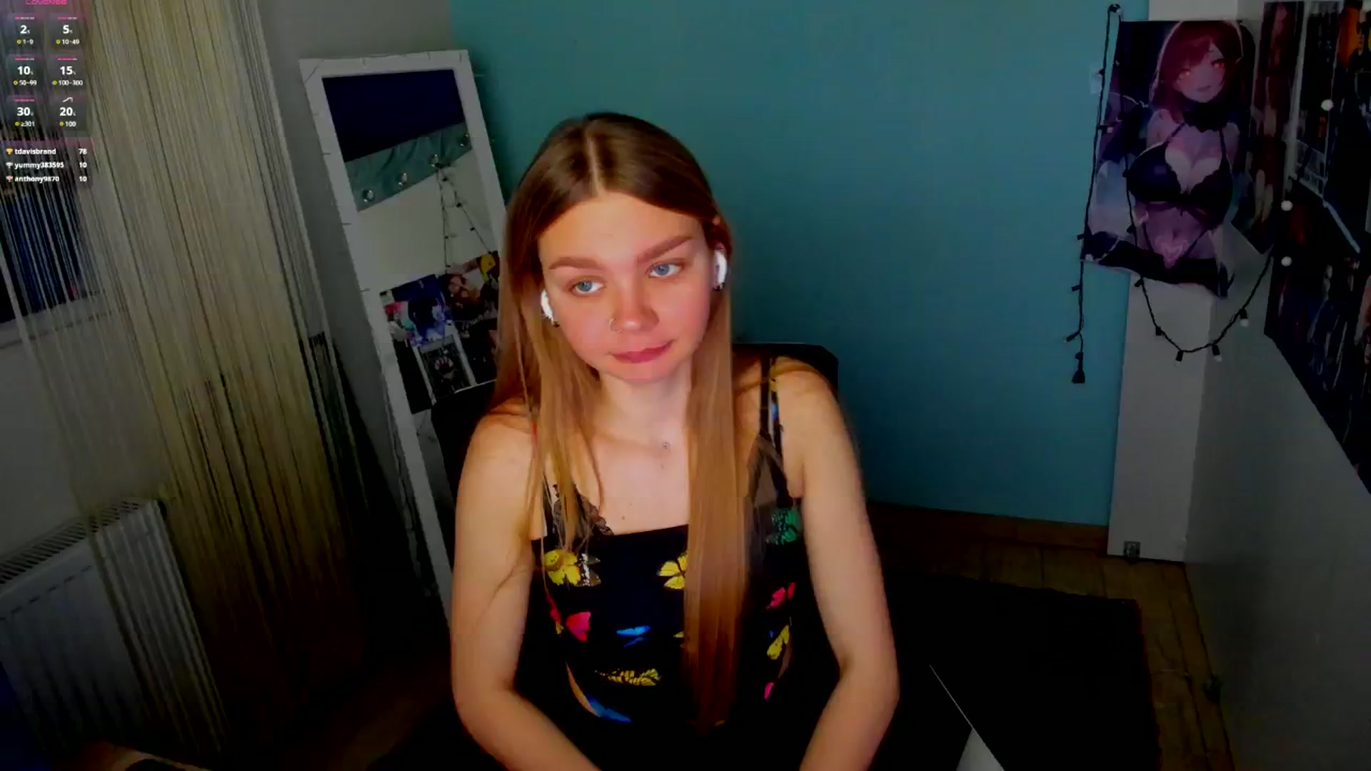 Gallery image thumbnail from Valery_Lovee's myfreecams stream on, 02/25/2025, 09:26 image 17 of 20