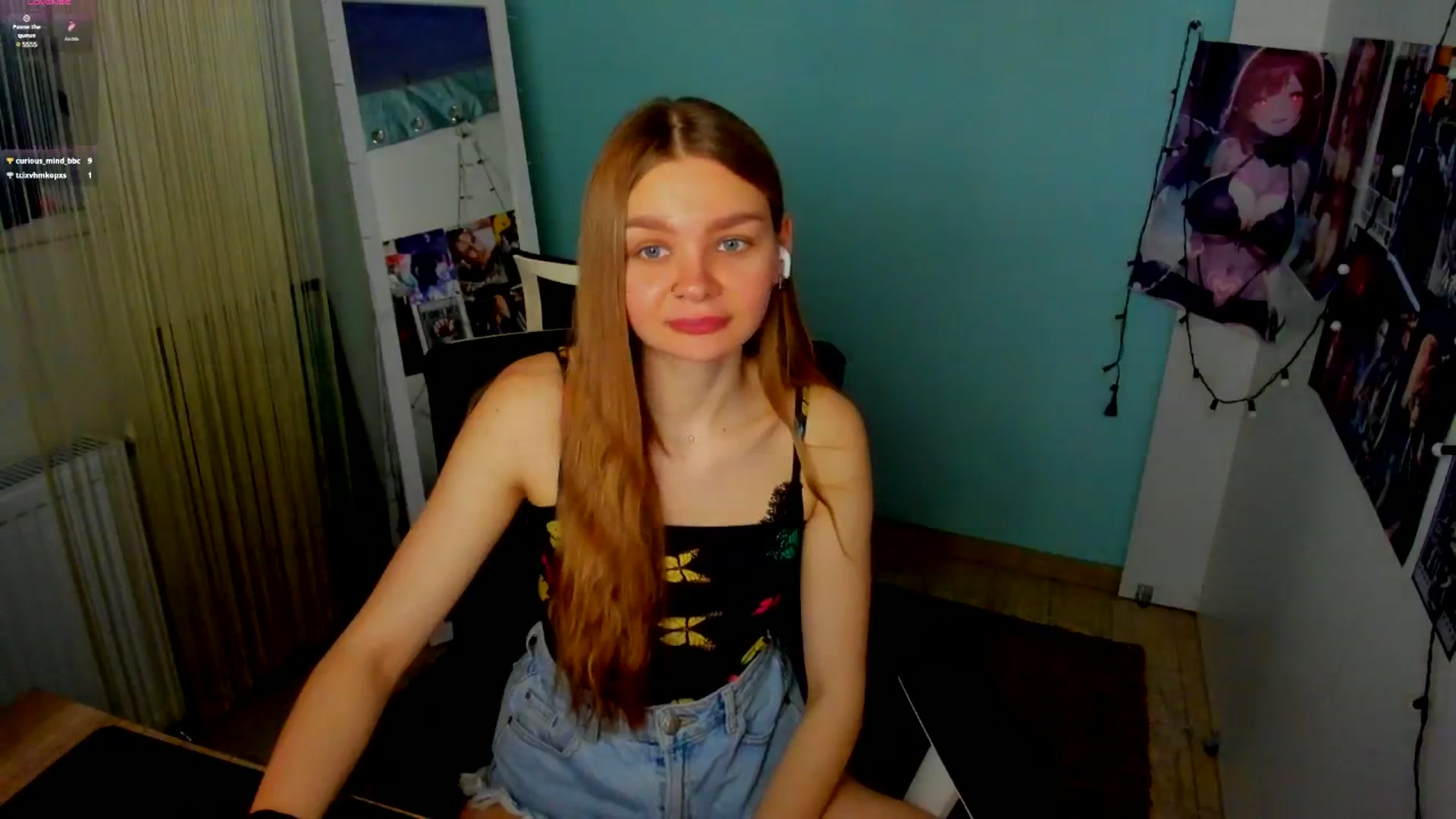 Gallery image thumbnail from Valery_Lovee's myfreecams stream on, 02/26/2025, 07:43 image 15 of 20