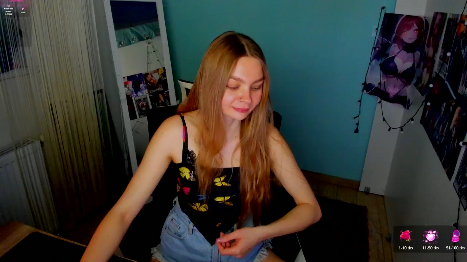 Gallery image thumbnail from Valery_Lovee's myfreecams stream on, 02/26/2025, 07:43 image 7 of 20