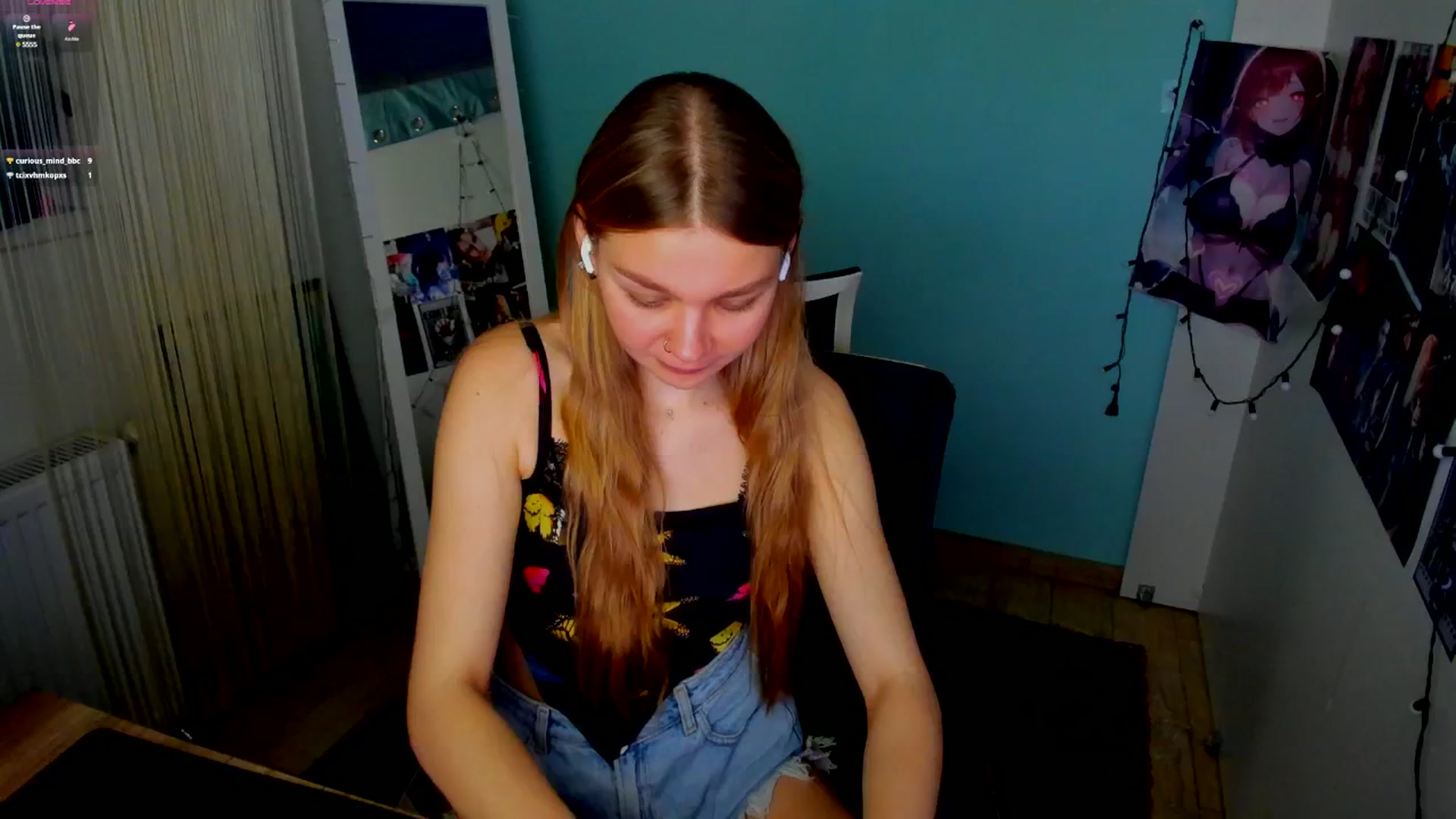 Gallery image thumbnail from Valery_Lovee's myfreecams stream on, 02/26/2025, 09:36 image 11 of 20