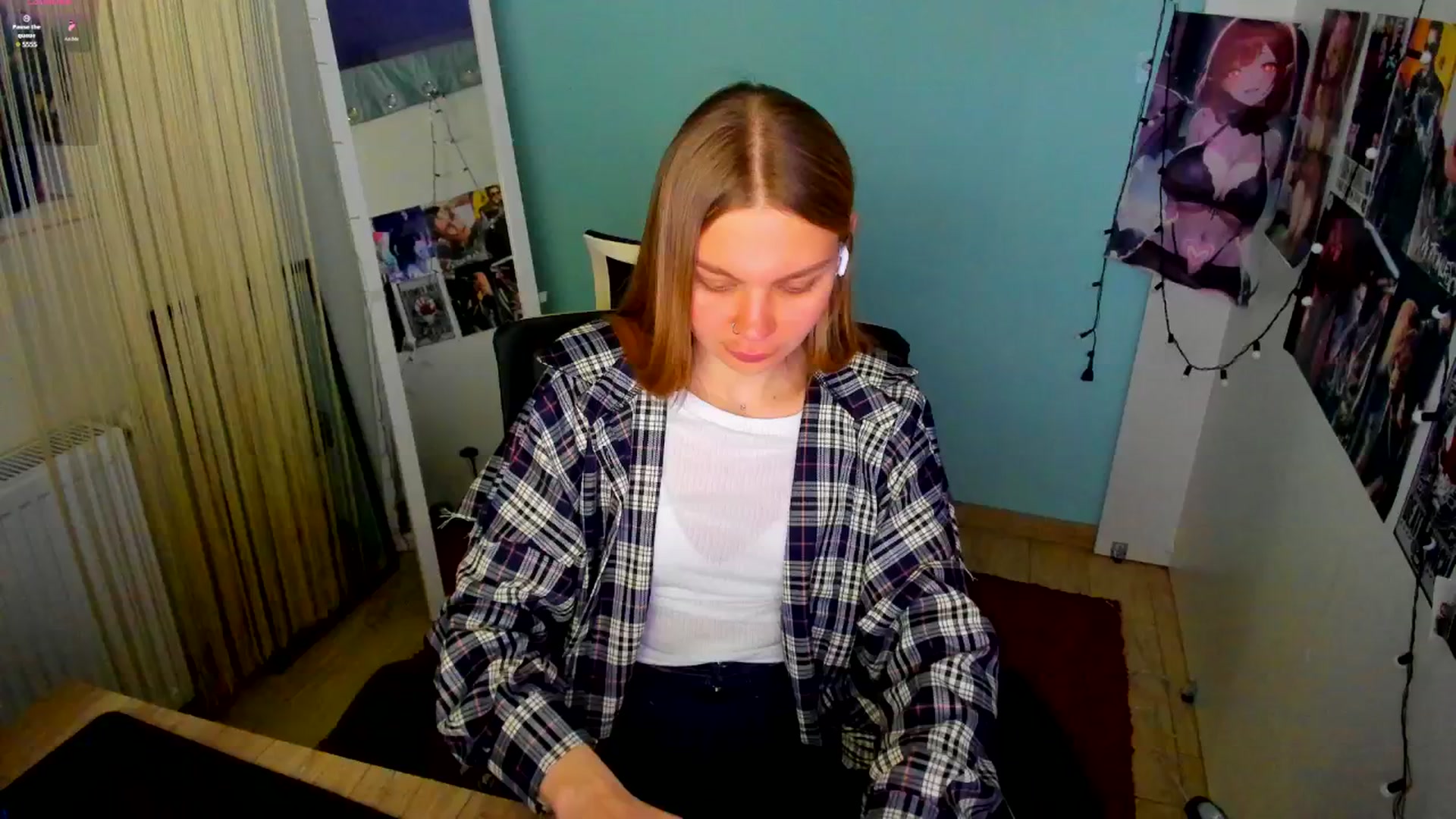Gallery image thumbnail from Valery_Lovee's myfreecams stream on, 03/02/2025, 12:00 image 14 of 20