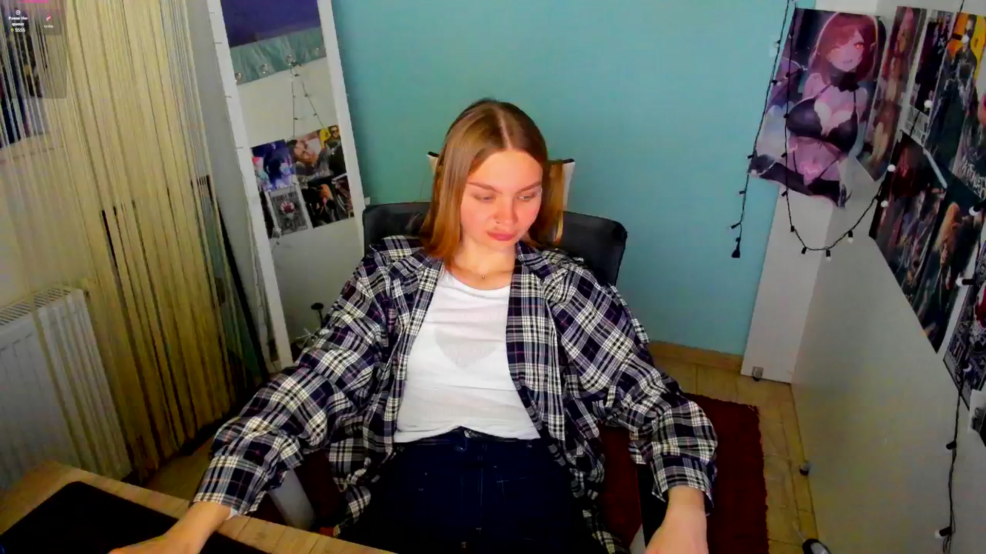 Gallery image thumbnail from Valery_Lovee's myfreecams stream on, 03/02/2025, 12:00 image 10 of 20