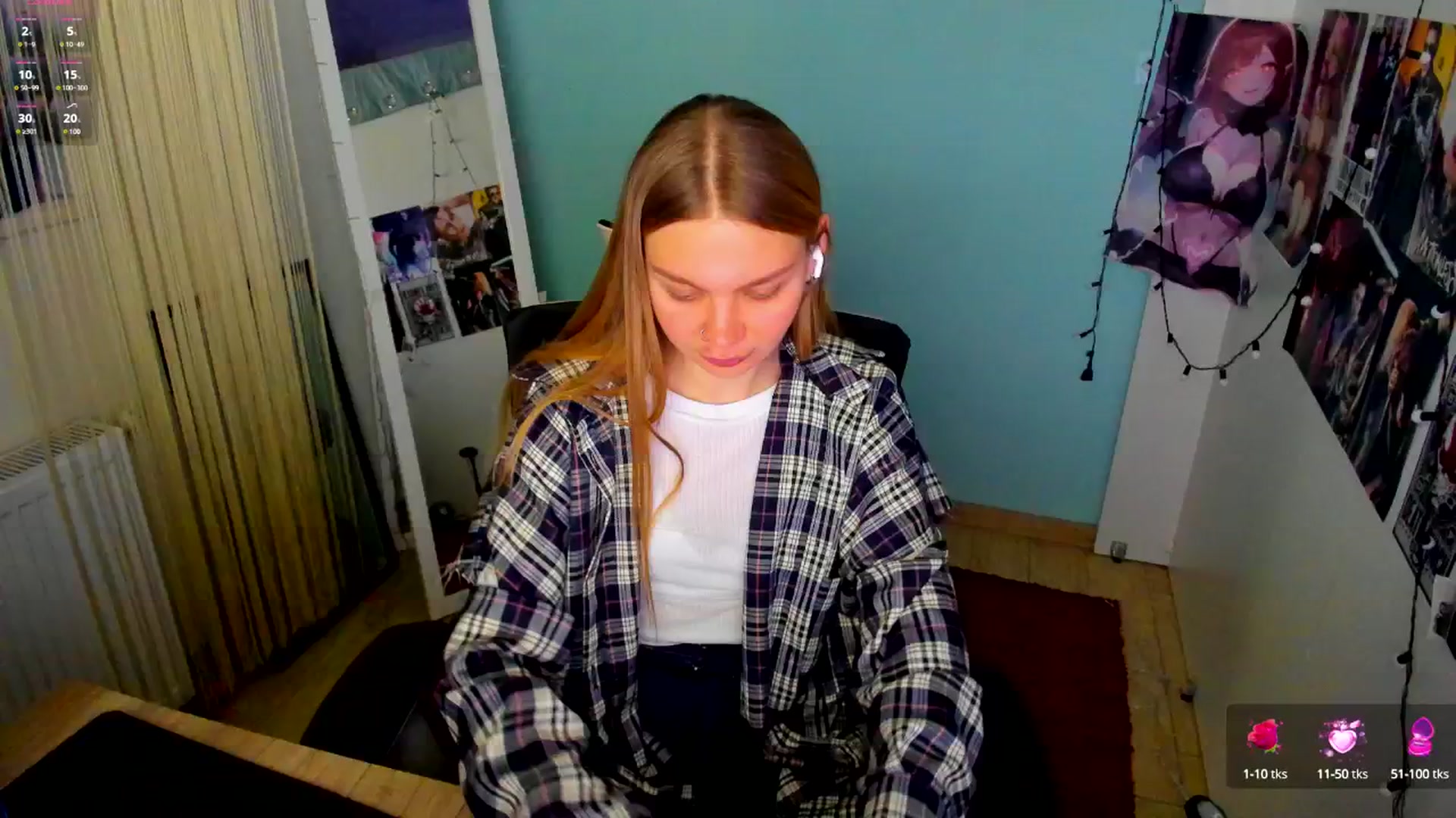 Gallery image thumbnail from Valery_Lovee's myfreecams stream on, 03/02/2025, 12:00 image 4 of 20