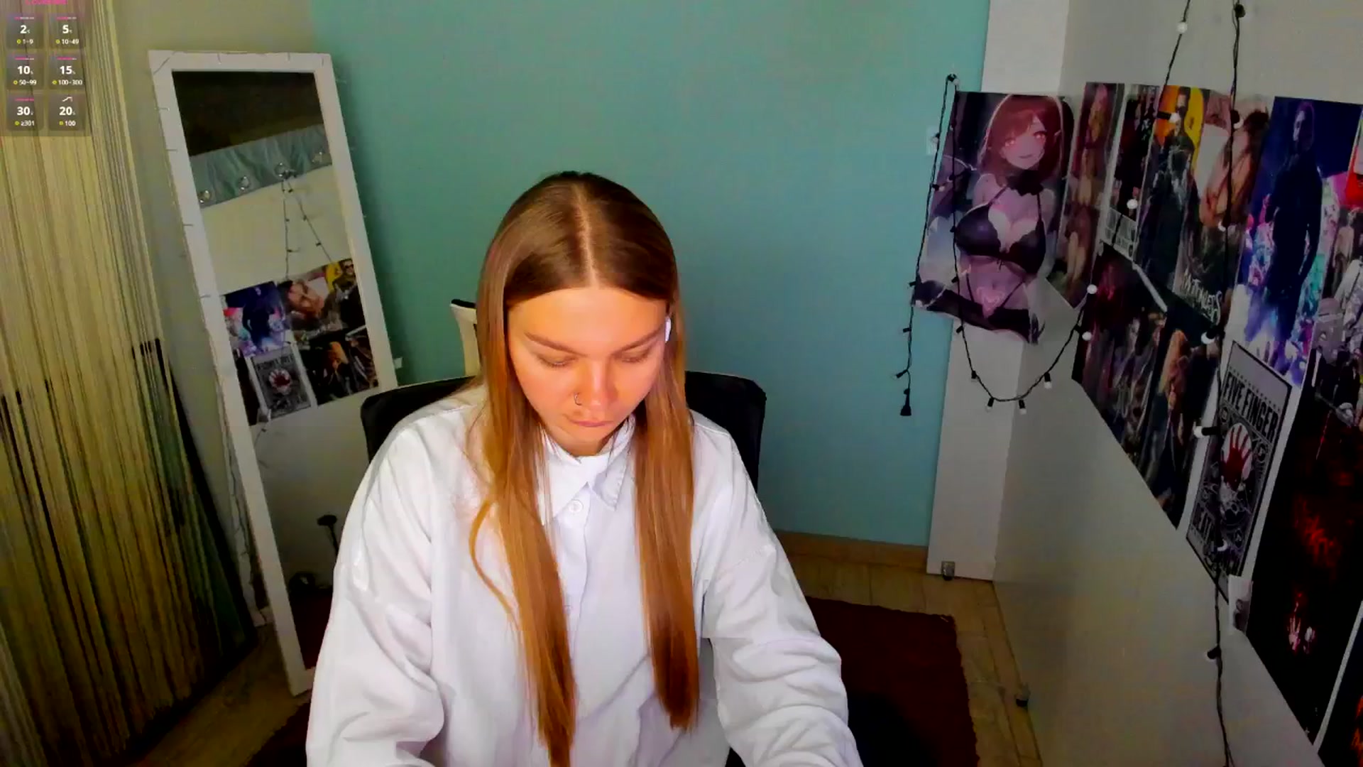 Gallery image thumbnail from Valery_Lovee's myfreecams stream on, 03/03/2025, 08:50 image 12 of 20