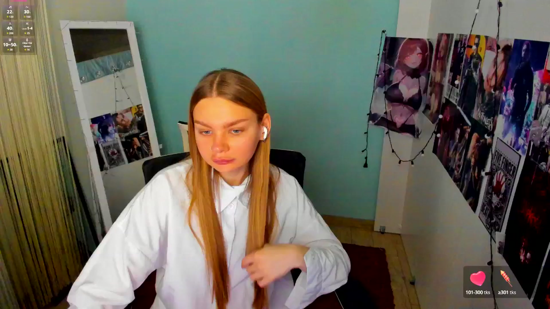 Gallery image thumbnail from Valery_Lovee's myfreecams stream on, 03/03/2025, 08:50 image 9 of 20