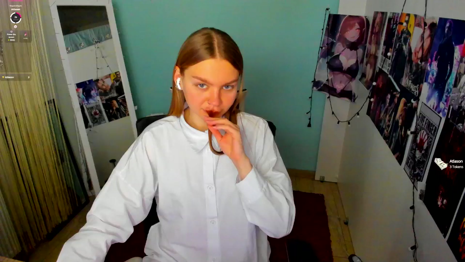 Gallery image thumbnail from Valery_Lovee's myfreecams stream on, 03/03/2025, 12:49 image 4 of 20