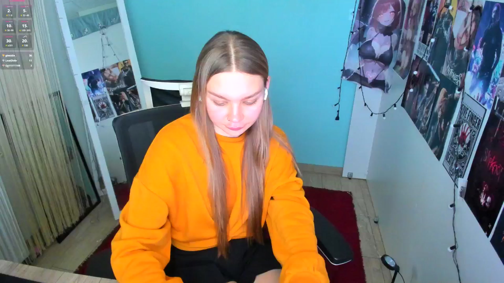 Gallery image thumbnail from Valery_Lovee's myfreecams stream on, 03/05/2025, 11:50 image 17 of 20