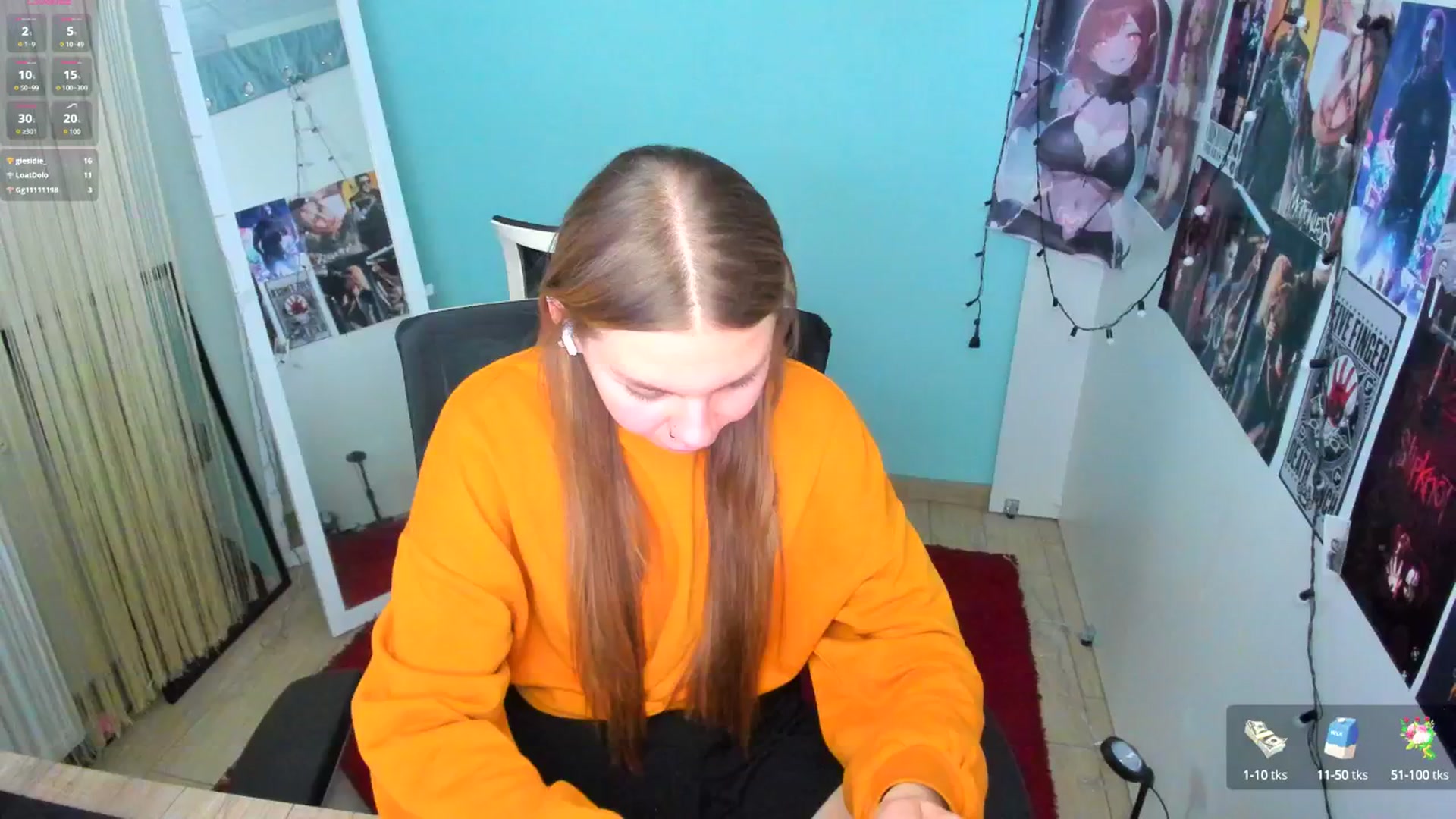 Gallery image thumbnail from Valery_Lovee's myfreecams stream on, 03/05/2025, 11:50 image 15 of 20