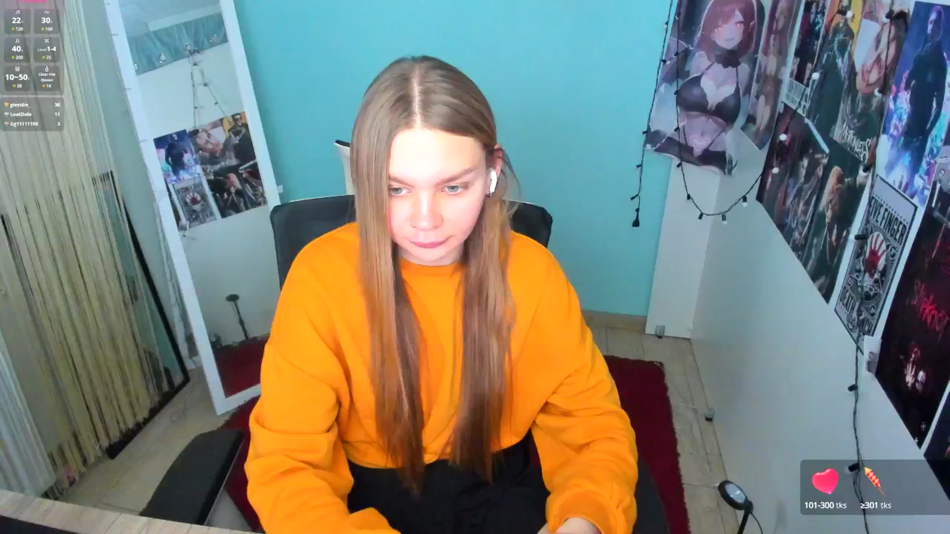 Gallery image thumbnail from Valery_Lovee's myfreecams stream on, 03/05/2025, 11:50 image 16 of 20