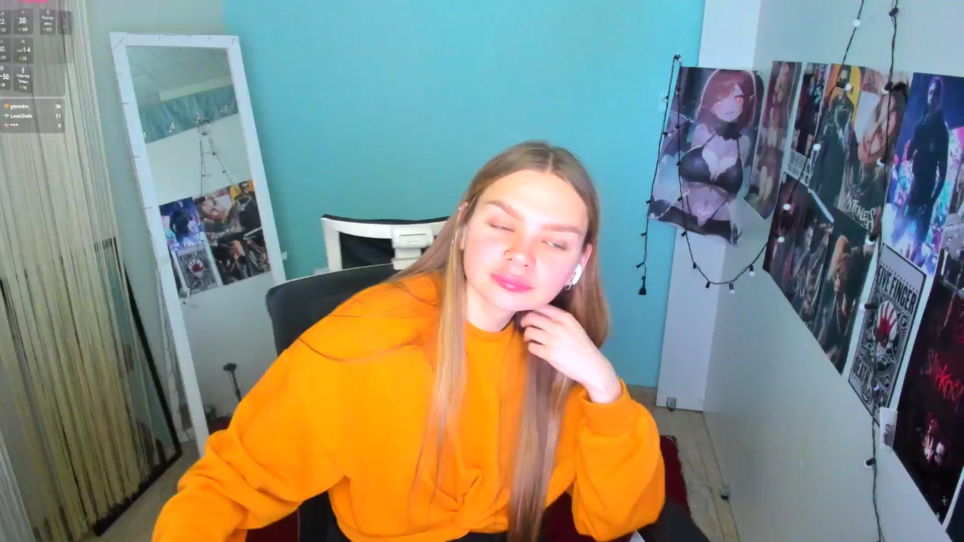 Gallery image thumbnail from Valery_Lovee's myfreecams stream on, 03/05/2025, 12:30 image 11 of 20