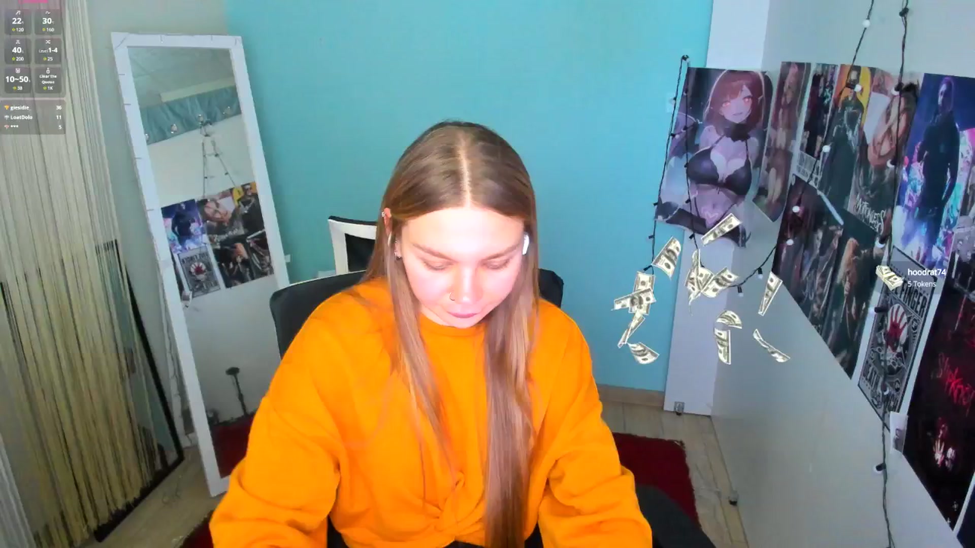 Gallery image thumbnail from Valery_Lovee's myfreecams stream on, 03/05/2025, 12:30 image 17 of 20
