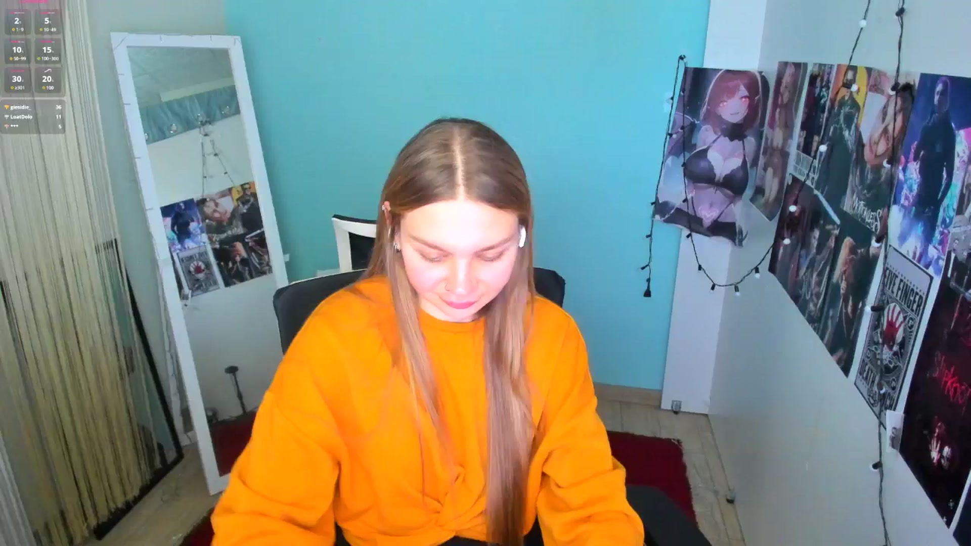 Gallery image thumbnail from Valery_Lovee's myfreecams stream on, 03/05/2025, 12:30 image 18 of 20