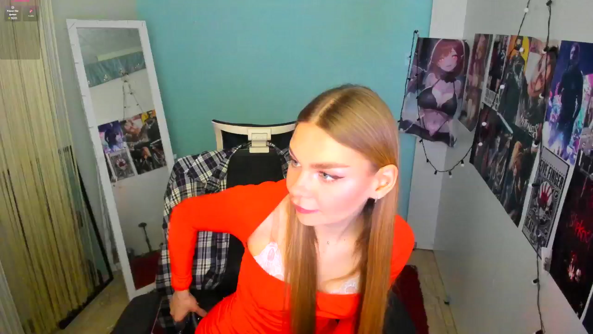 Gallery image thumbnail from Valery_Lovee's myfreecams stream on, 03/06/2025, 08:27 image 6 of 20