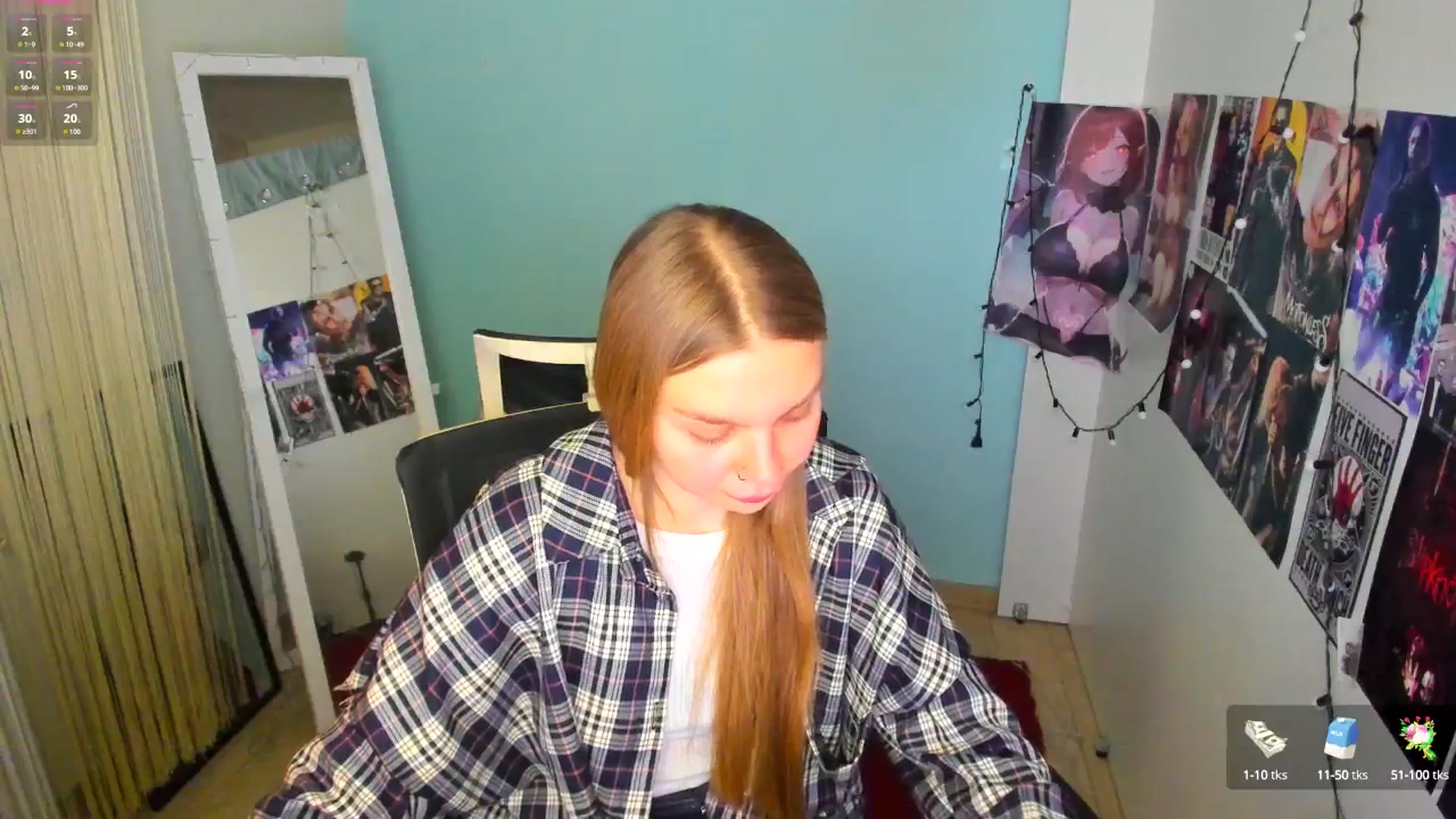 Gallery image thumbnail from Valery_Lovee's myfreecams stream on, 03/07/2025, 10:24 image 2 of 20