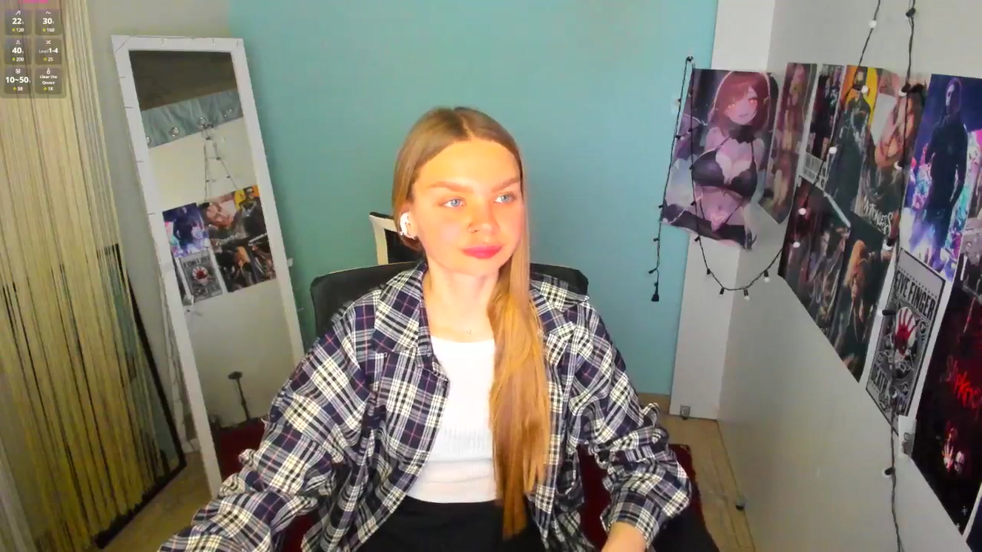 Gallery image thumbnail from Valery_Lovee's myfreecams stream on, 03/07/2025, 10:24 image 9 of 20