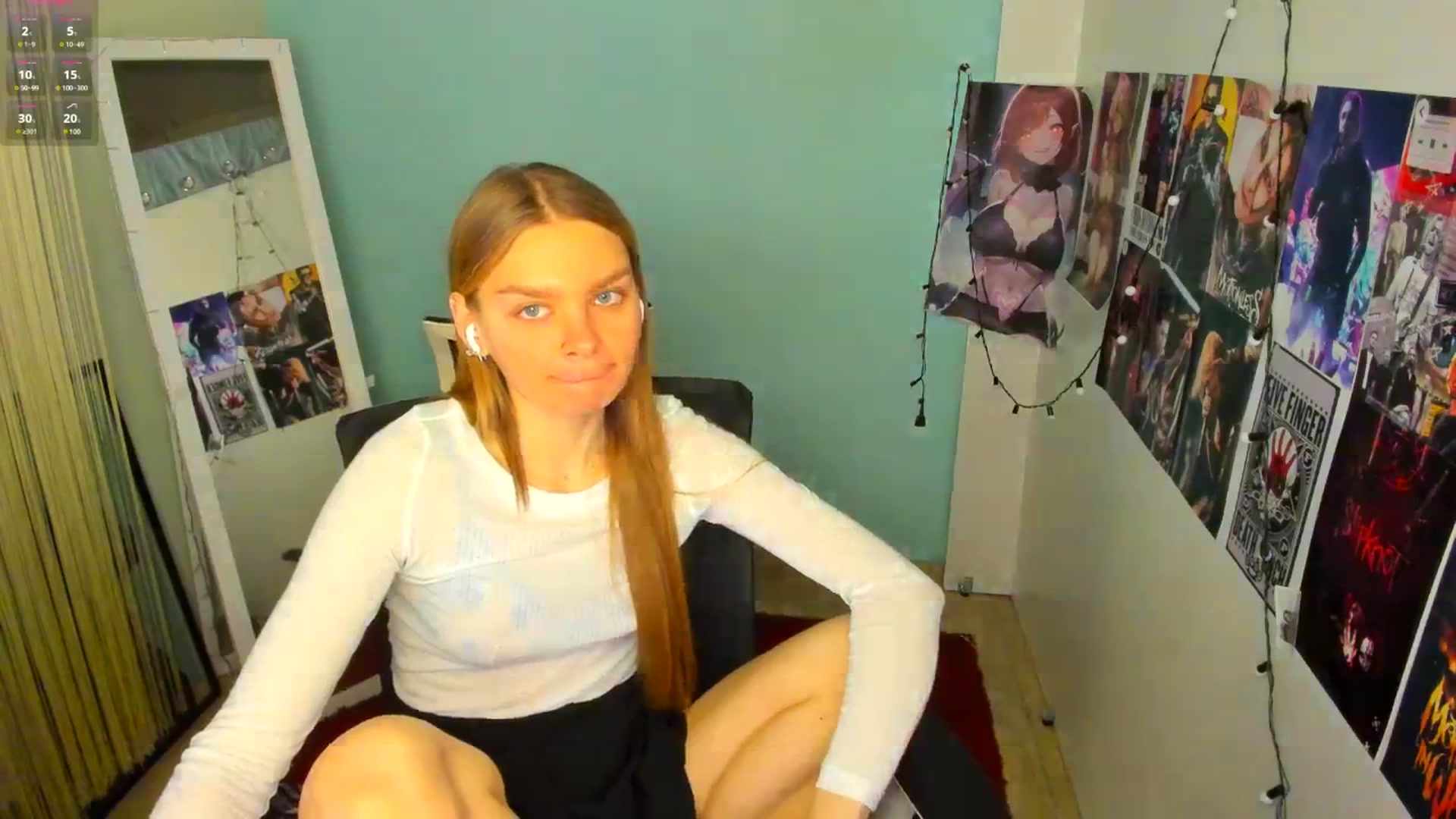 Gallery image thumbnail from Valery_Lovee's myfreecams stream on, 03/07/2025, 12:32 image 9 of 20
