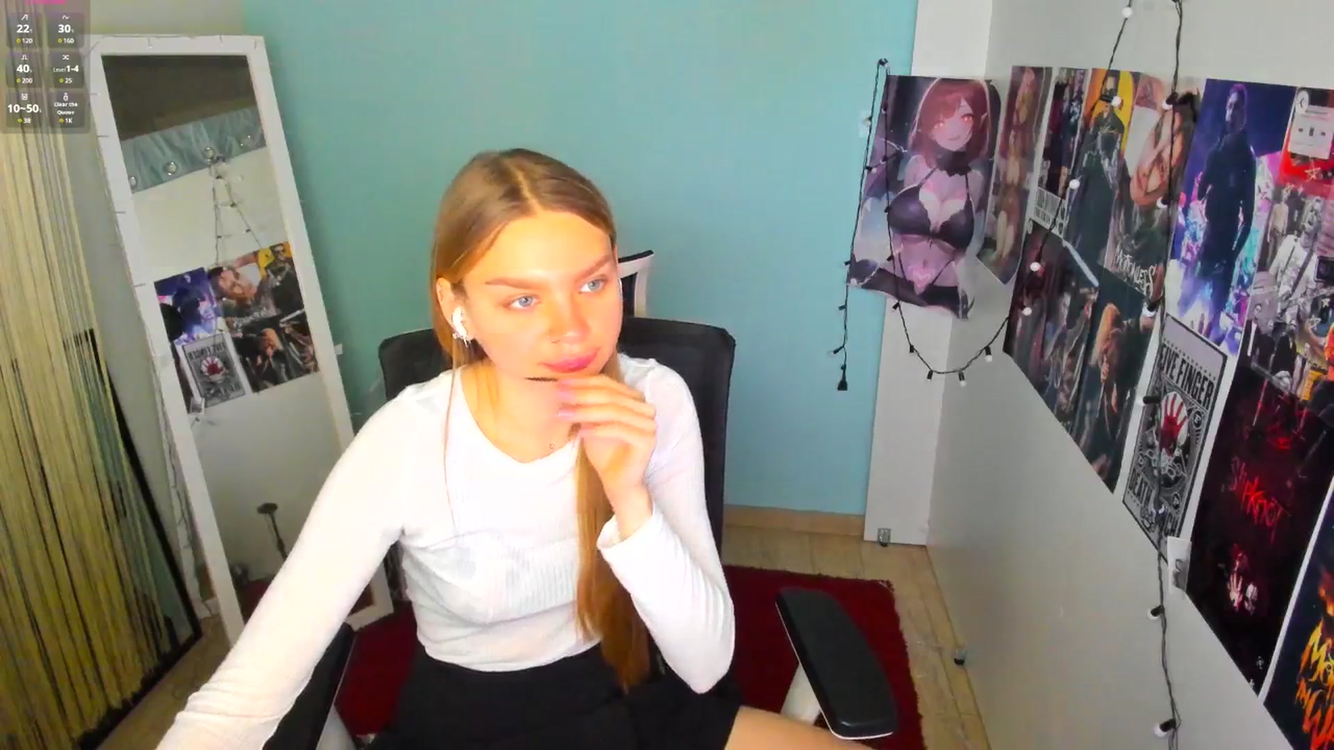 Gallery image thumbnail from Valery_Lovee's myfreecams stream on, 03/07/2025, 12:32 image 4 of 20