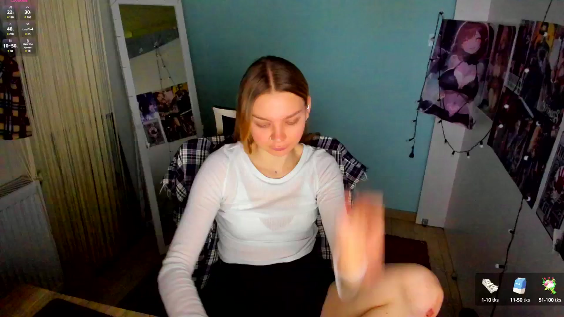 Gallery image thumbnail from Valery_Lovee's myfreecams stream on, 03/17/2025, 09:09 image 8 of 20