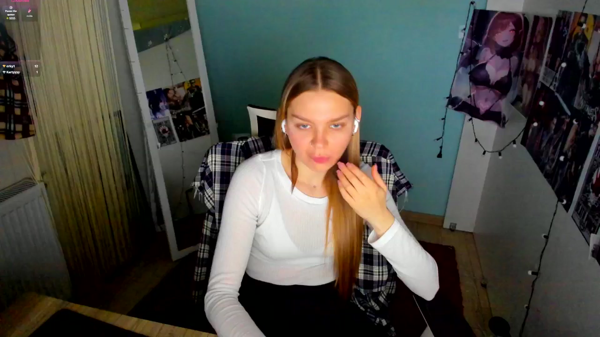 Gallery image thumbnail from Valery_Lovee's myfreecams stream on, 03/17/2025, 12:12 image 12 of 20