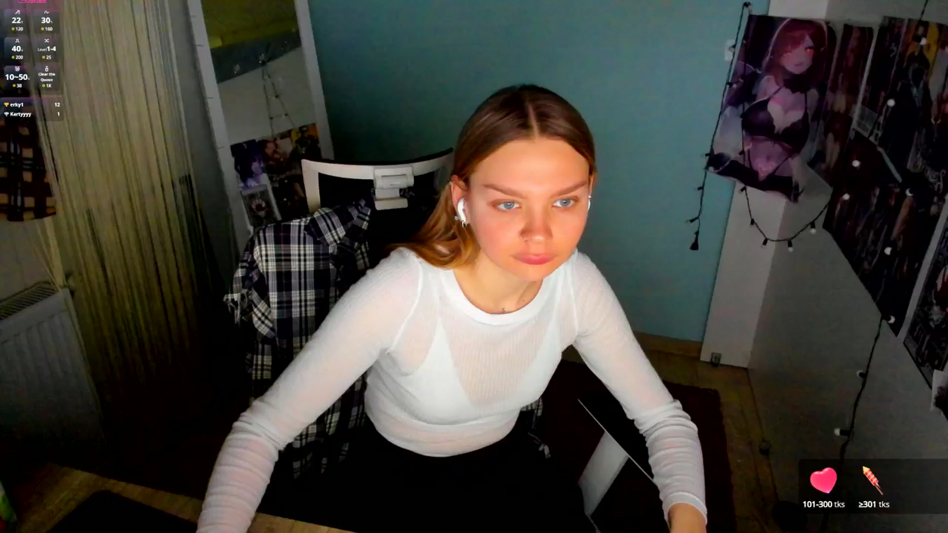 Gallery image thumbnail from Valery_Lovee's myfreecams stream on, 03/17/2025, 12:12 image 17 of 20