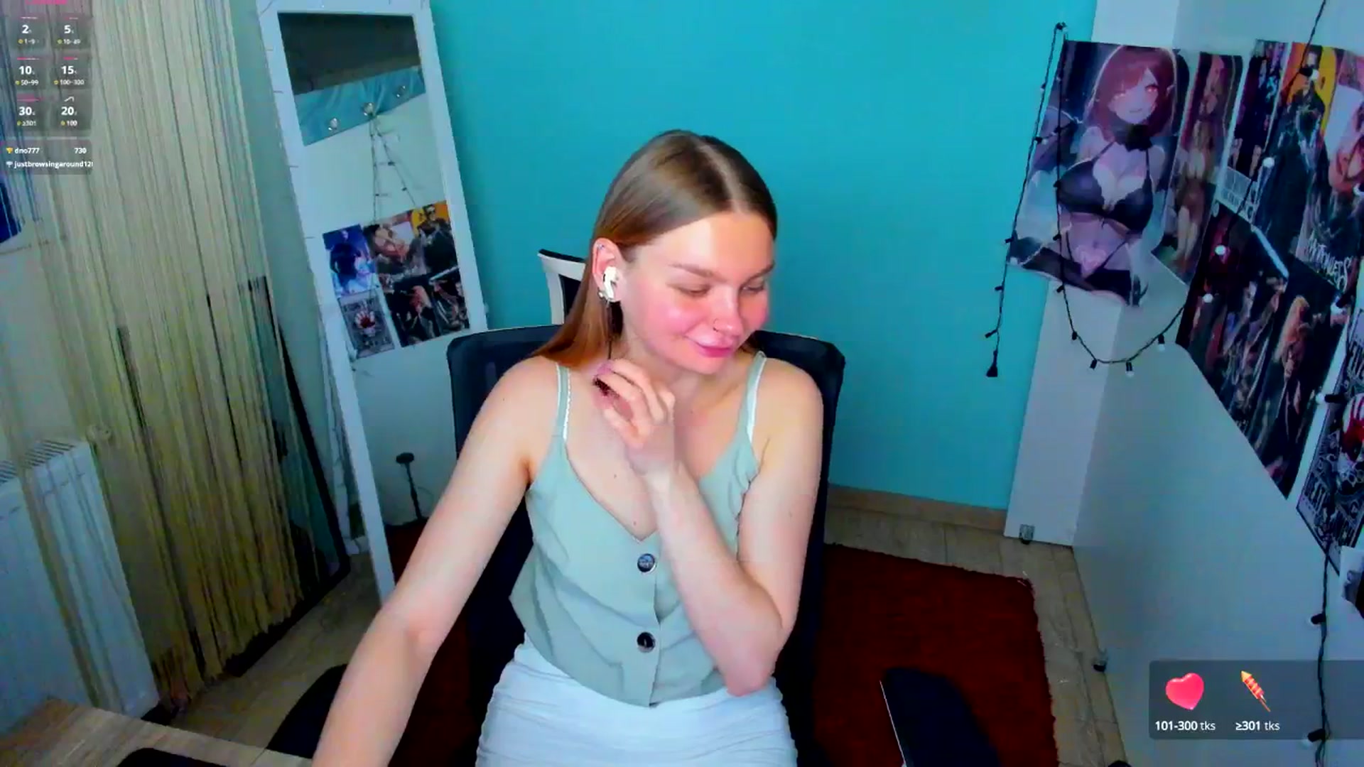 Gallery image thumbnail from Valery_Lovee's myfreecams stream on, 03/18/2025, 12:35 image 16 of 20