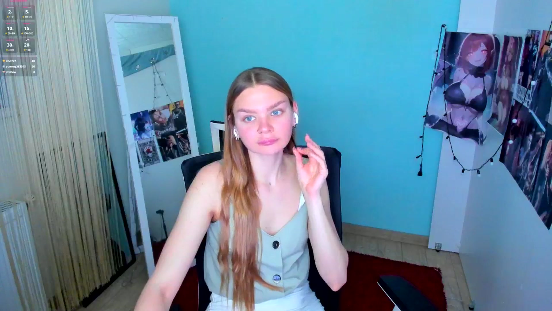 Gallery image thumbnail from Valery_Lovee's myfreecams stream on, 03/19/2025, 11:41 image 18 of 20