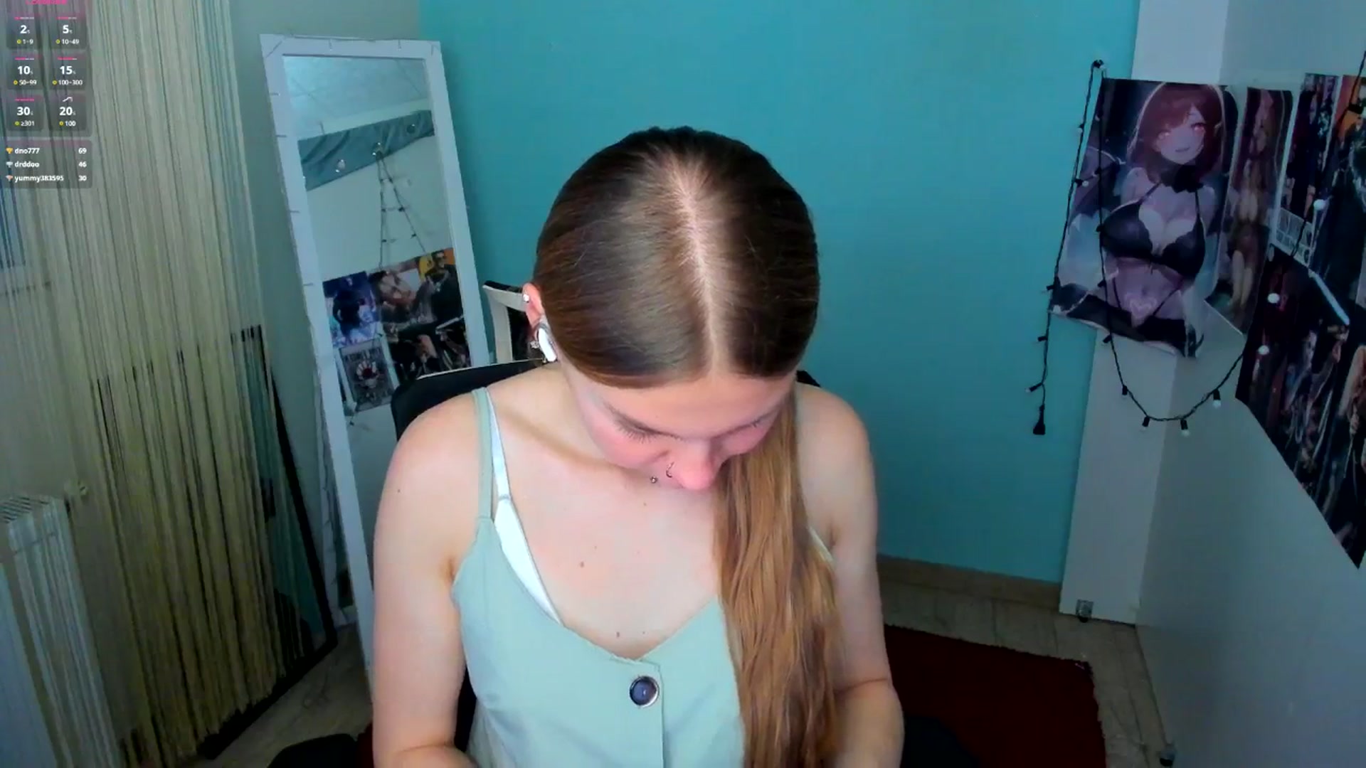 Gallery image thumbnail from Valery_Lovee's myfreecams stream on, 03/19/2025, 12:32 image 17 of 20