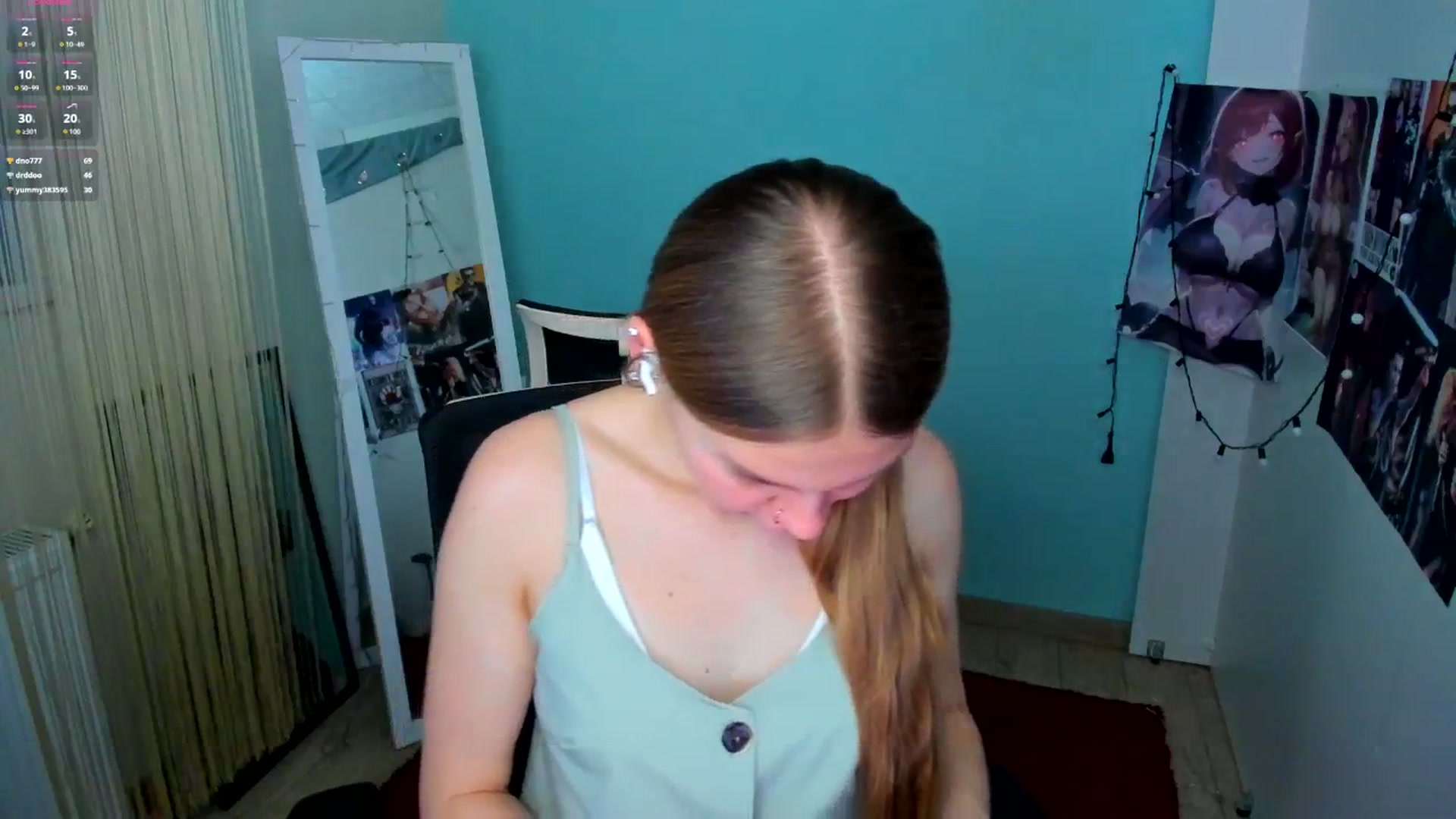 Gallery image thumbnail from Valery_Lovee's myfreecams stream on, 03/19/2025, 12:32 image 16 of 20