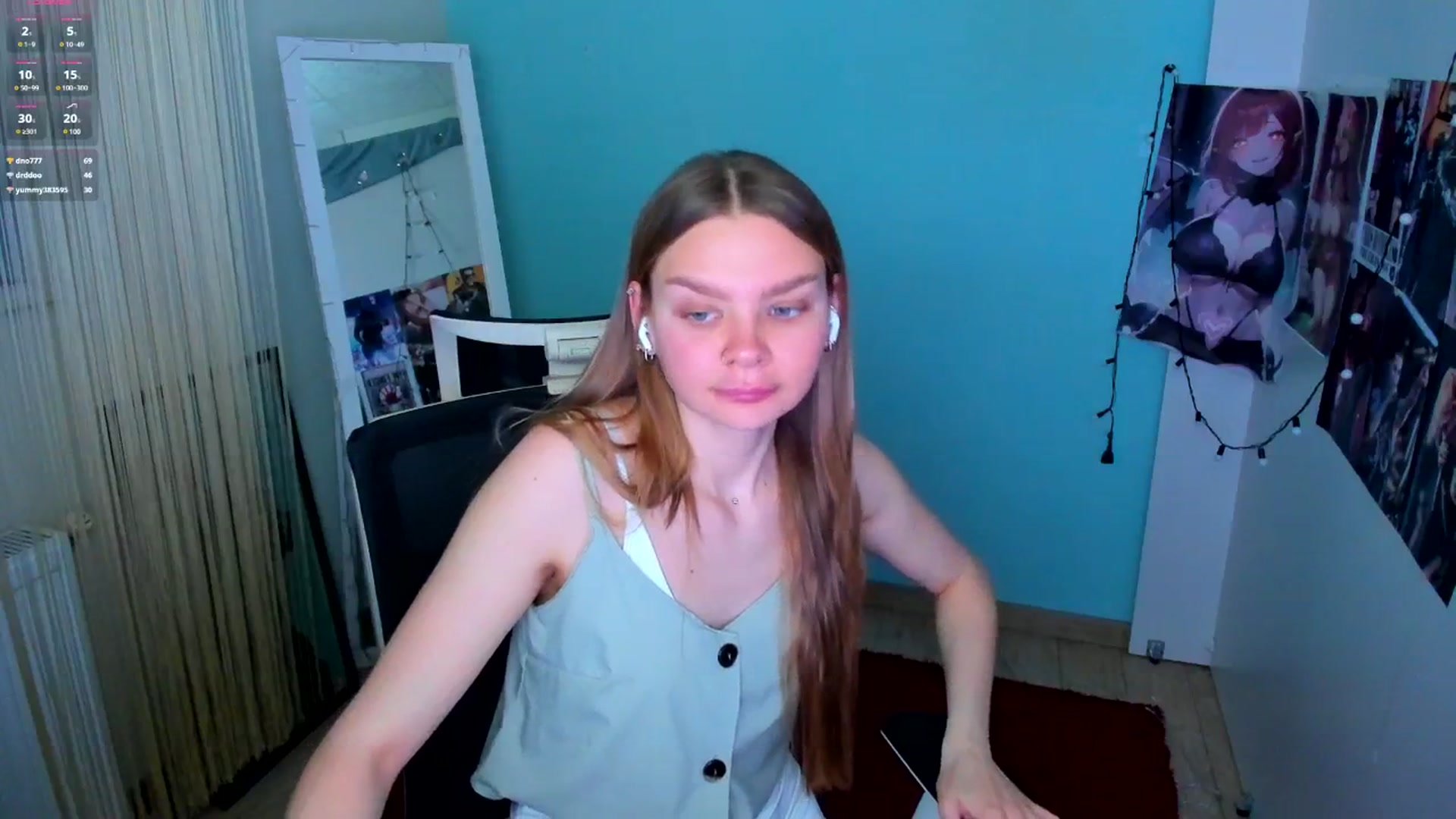 Gallery image thumbnail from Valery_Lovee's myfreecams stream on, 03/19/2025, 12:32 image 3 of 20