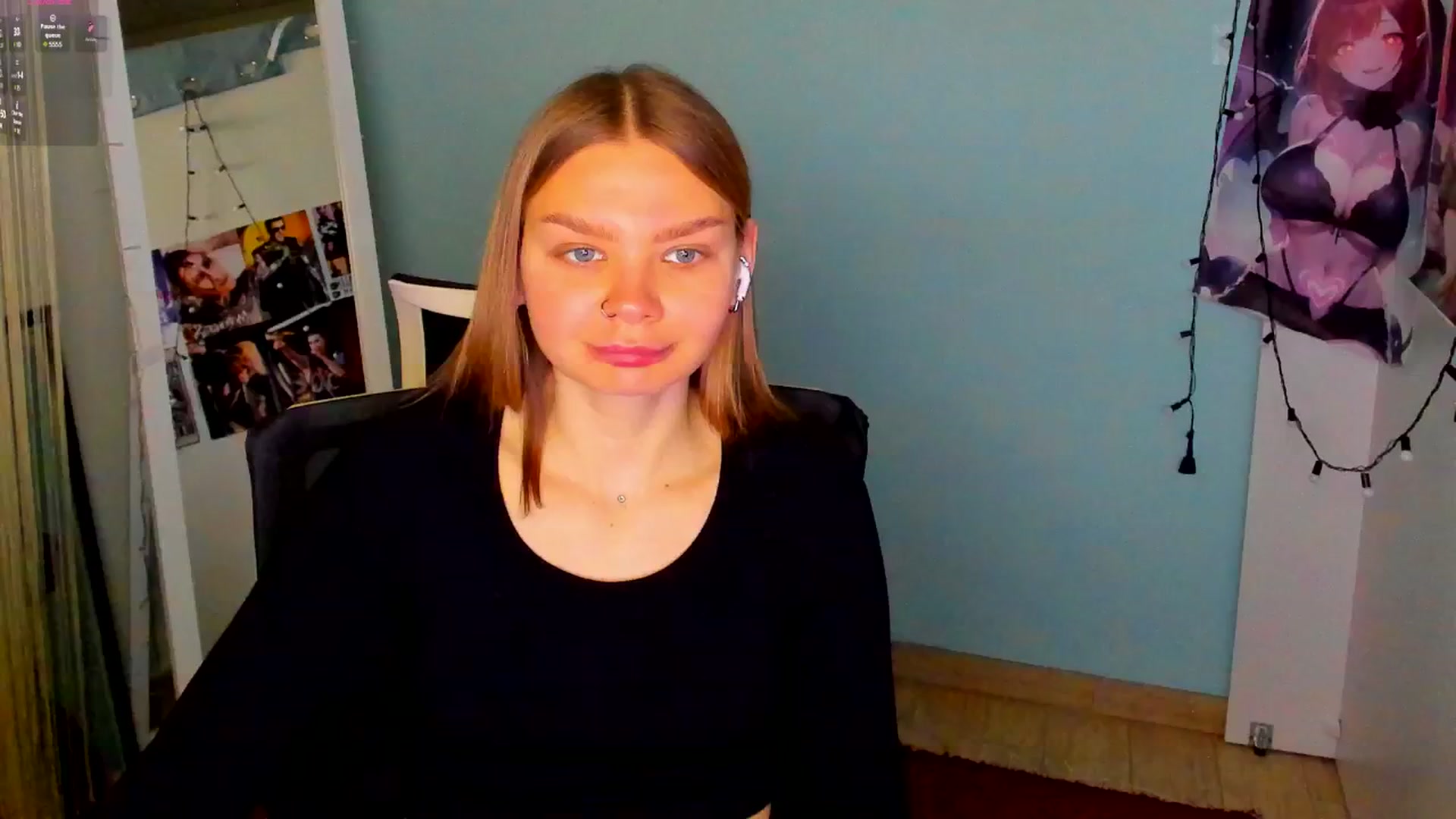 Gallery image thumbnail from Valery_Lovee's myfreecams stream on, 03/23/2025, 07:30 image 19 of 20