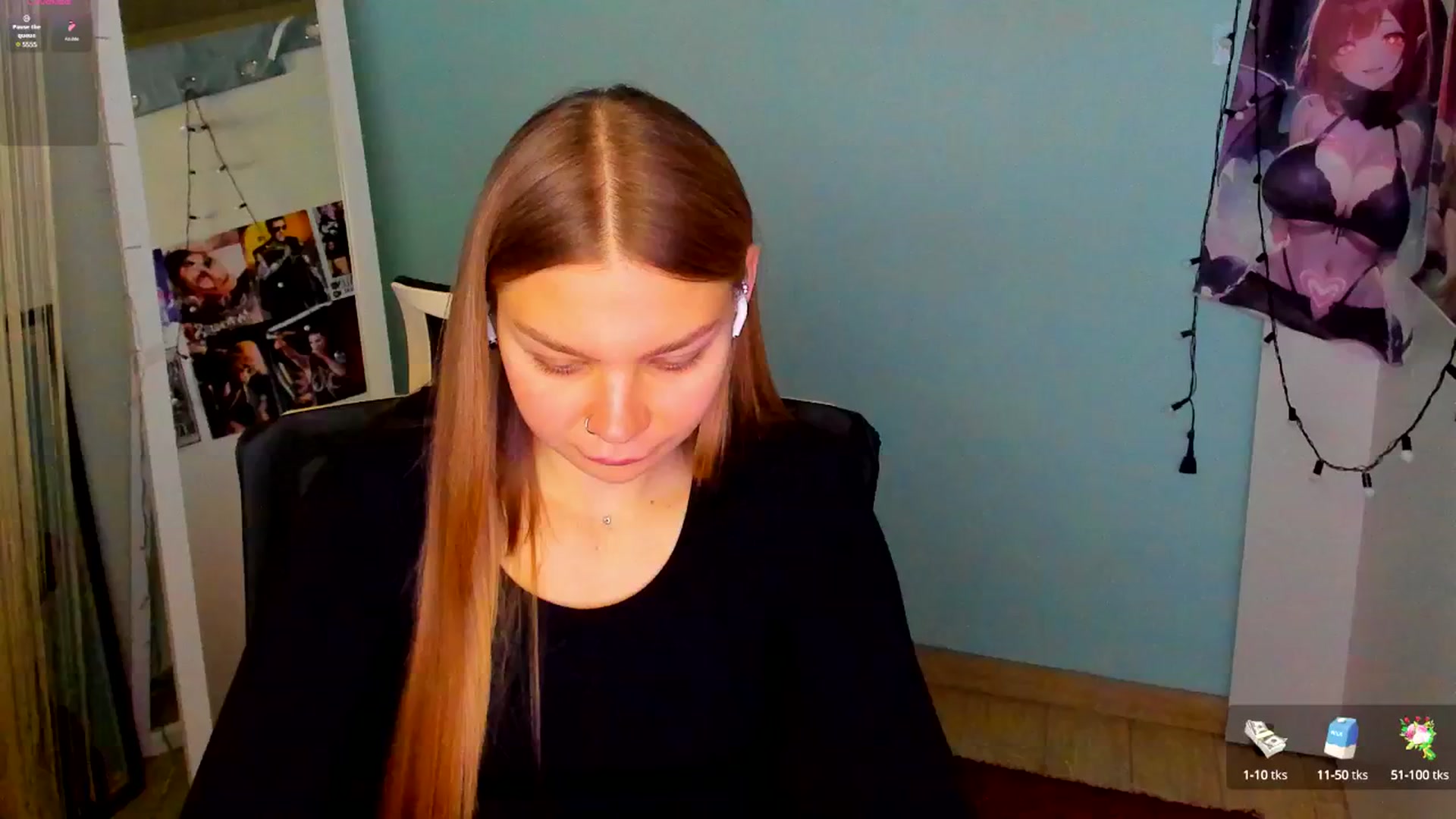 Gallery image thumbnail from Valery_Lovee's myfreecams stream on, 03/23/2025, 07:30 image 3 of 20
