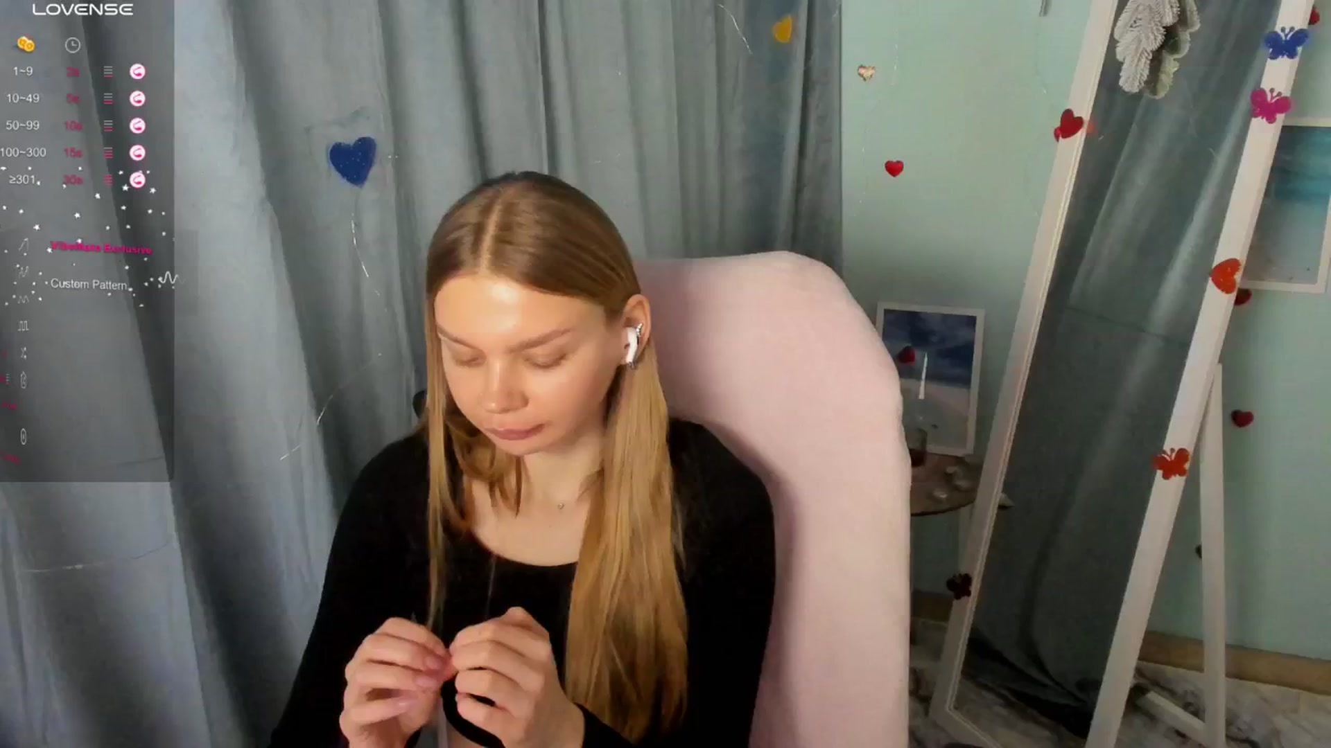 Gallery image thumbnail from Valery_Lovee's myfreecams stream on, 03/27/2025, 12:29 image 17 of 20