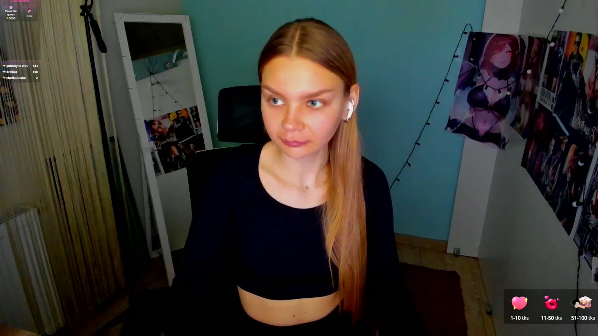 Gallery image thumbnail from Valery_Lovee's myfreecams stream on, 03/28/2025, 09:38 image 18 of 20