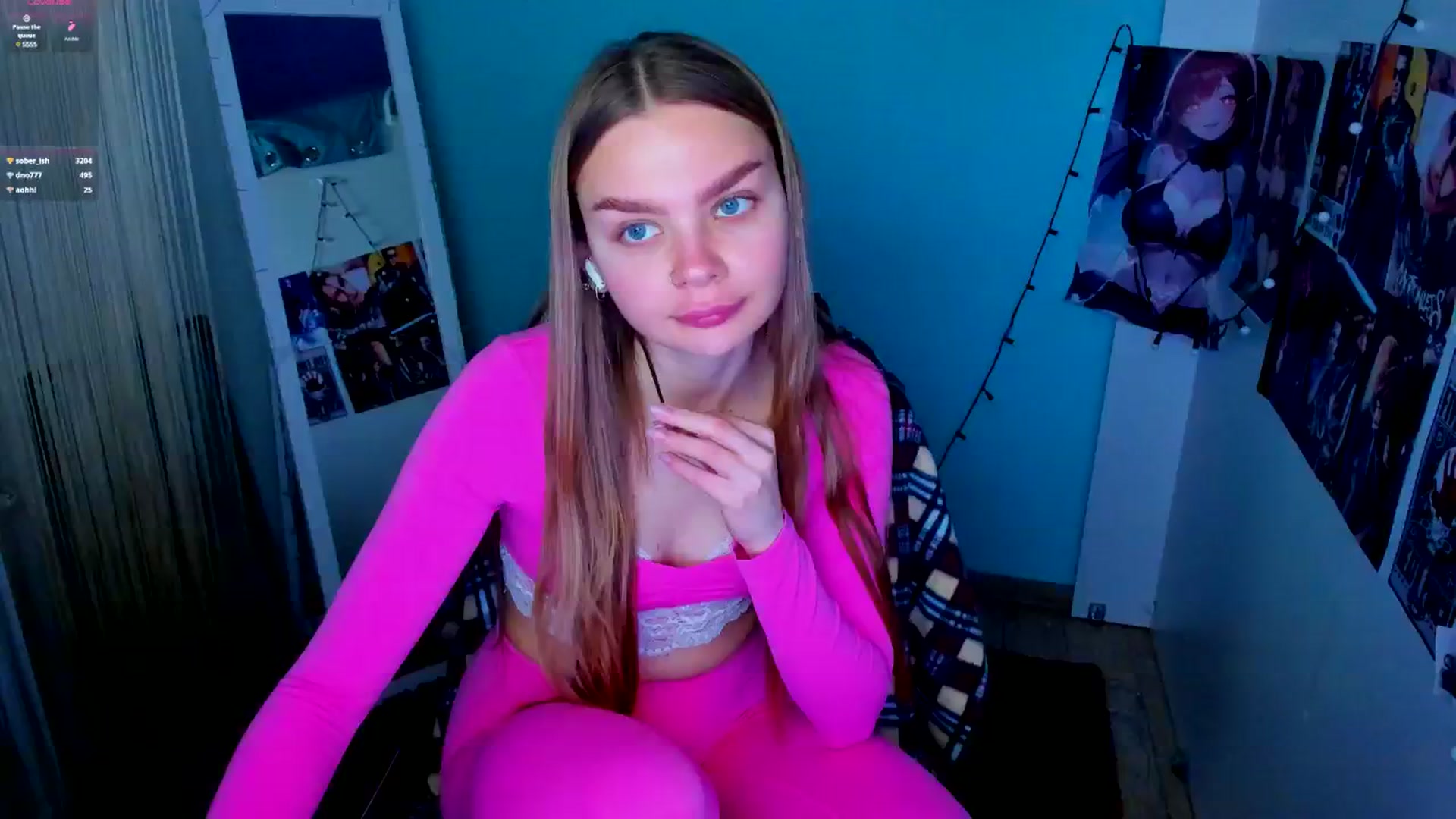Gallery image thumbnail from Valery_Lovee's myfreecams stream on, 04/06/2025, 12:19 image 16 of 20